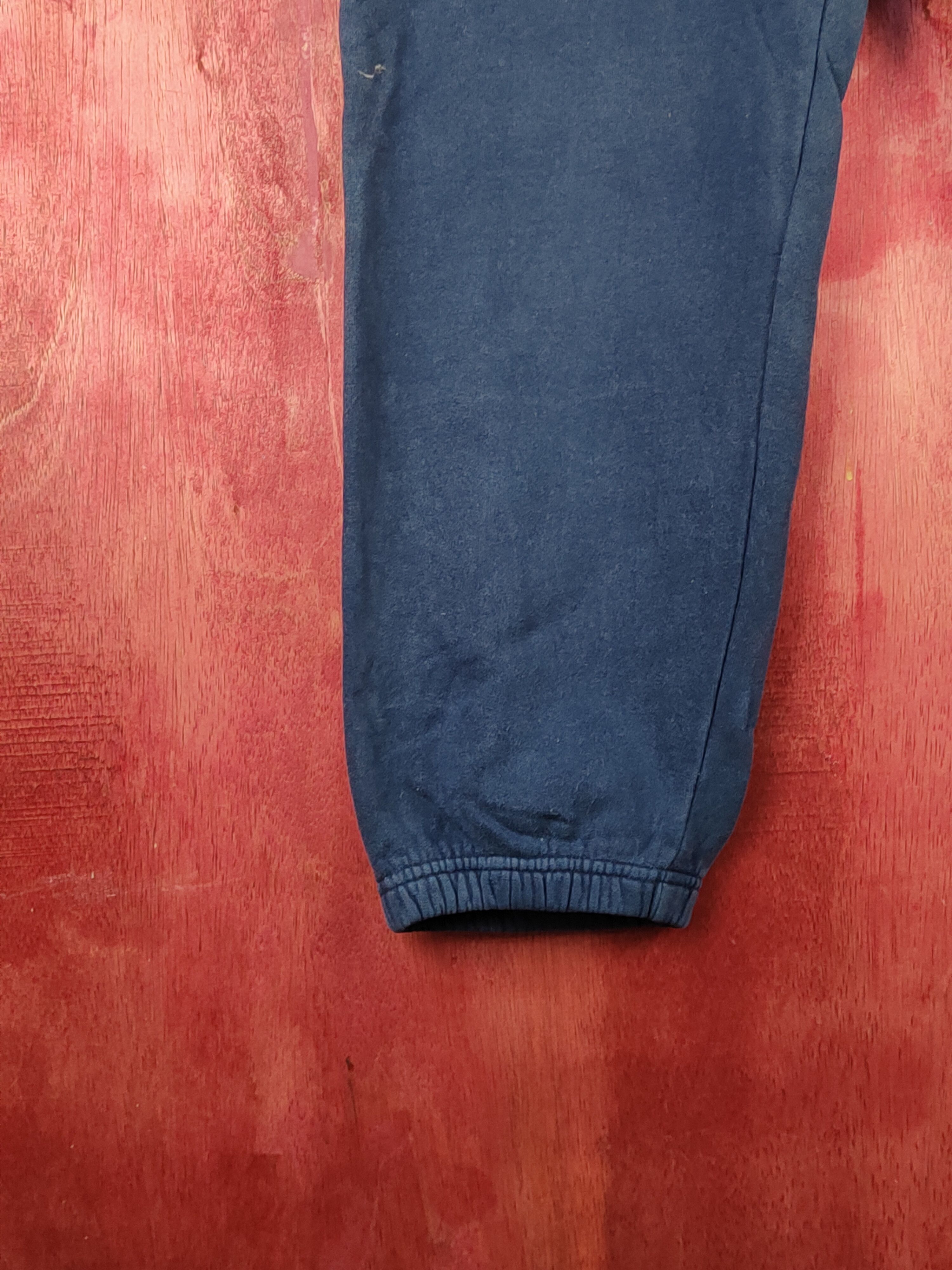 Champion × Japanese Brand Champion vintage Dark Blue jogger Sweatpants #S1492 Size 28" / US 6 / IT 42 - 4 Thumbnail