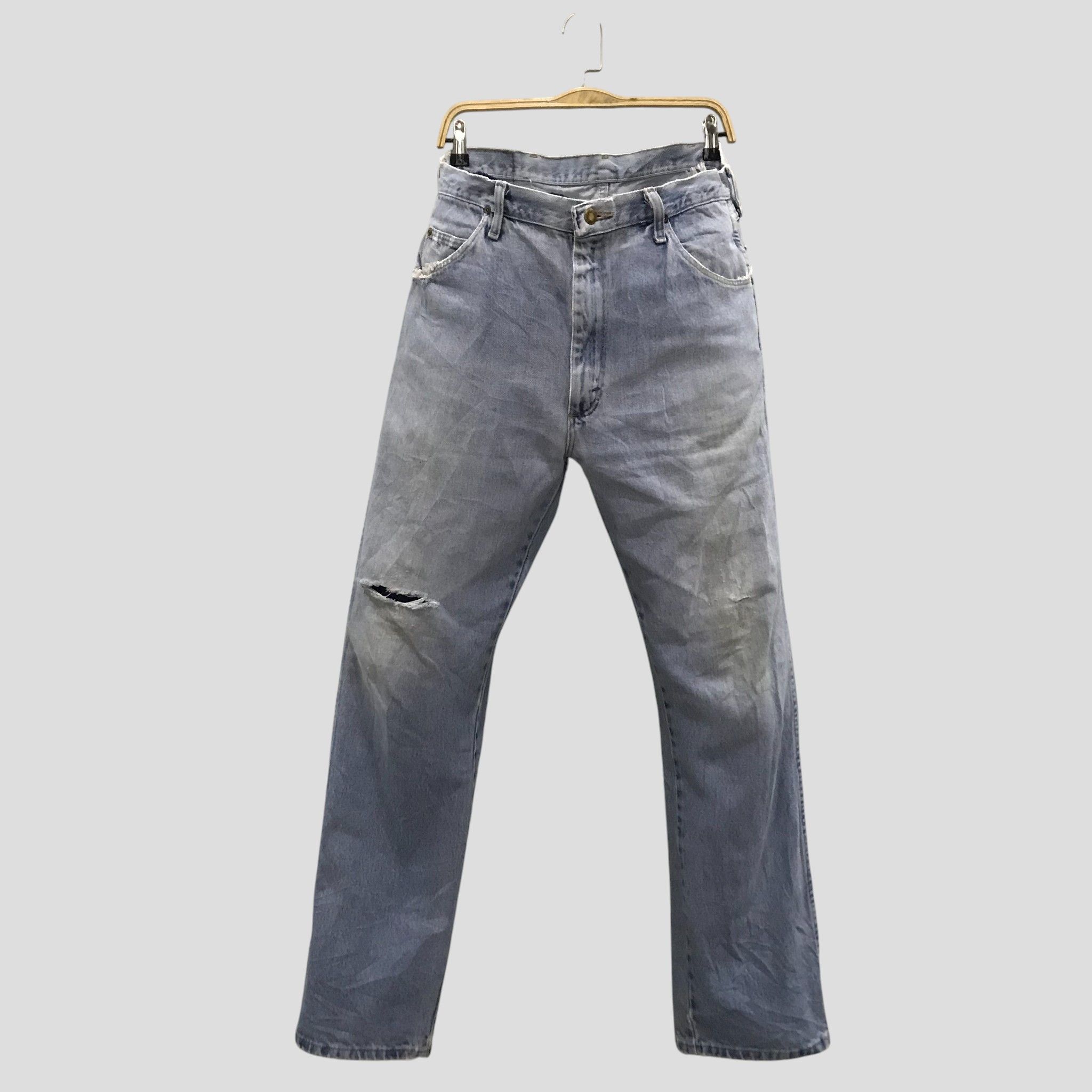 Wrangler Vintage 90s Wrangler Light Wash High Waist Wide Leg Size US 36 / EU 52 - 1 Thumbnail