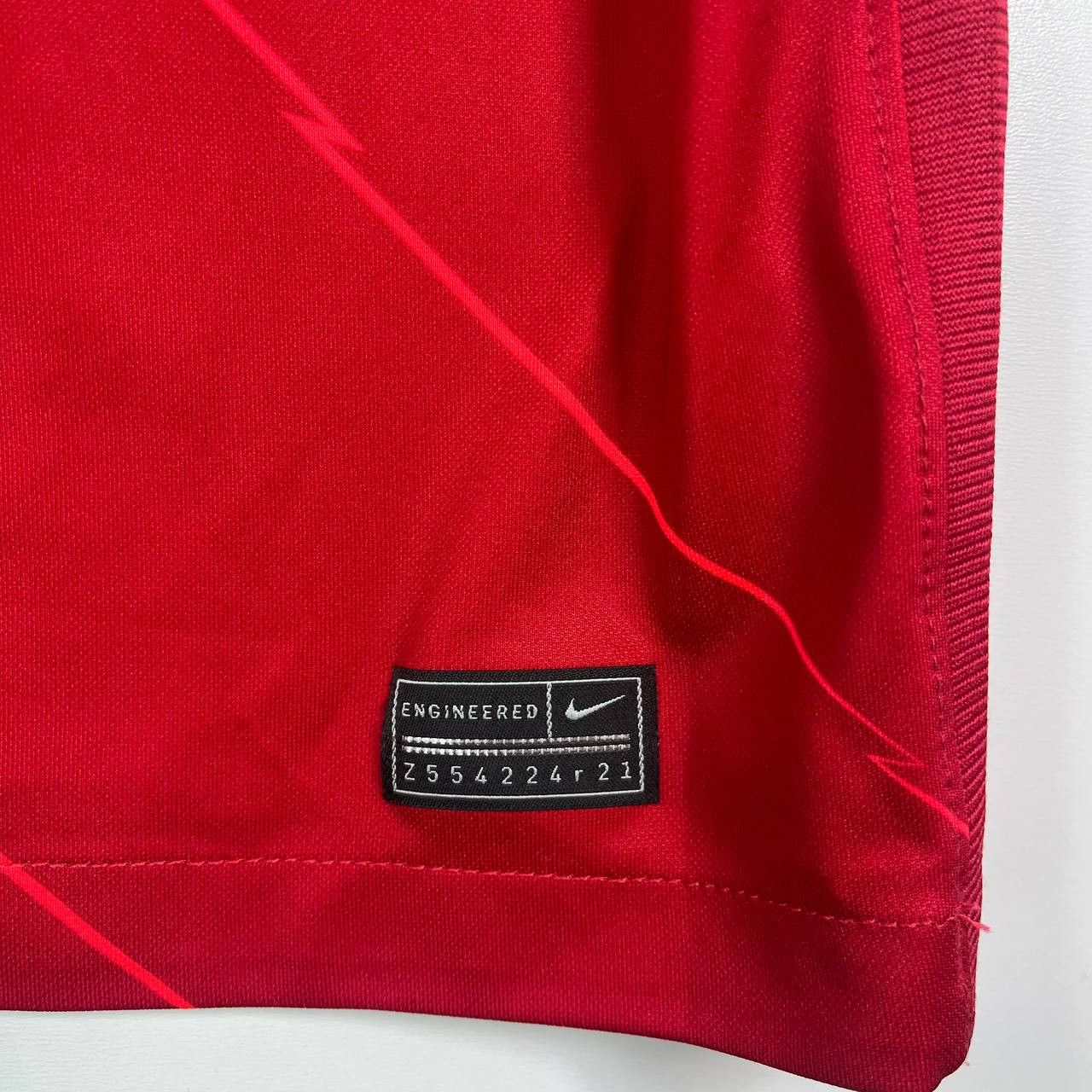 Nike Liverpool Fc 2021 2022 Home Shirt Football Jersey Nike M Size US M / EU 48-50 / 2 - 5 Thumbnail