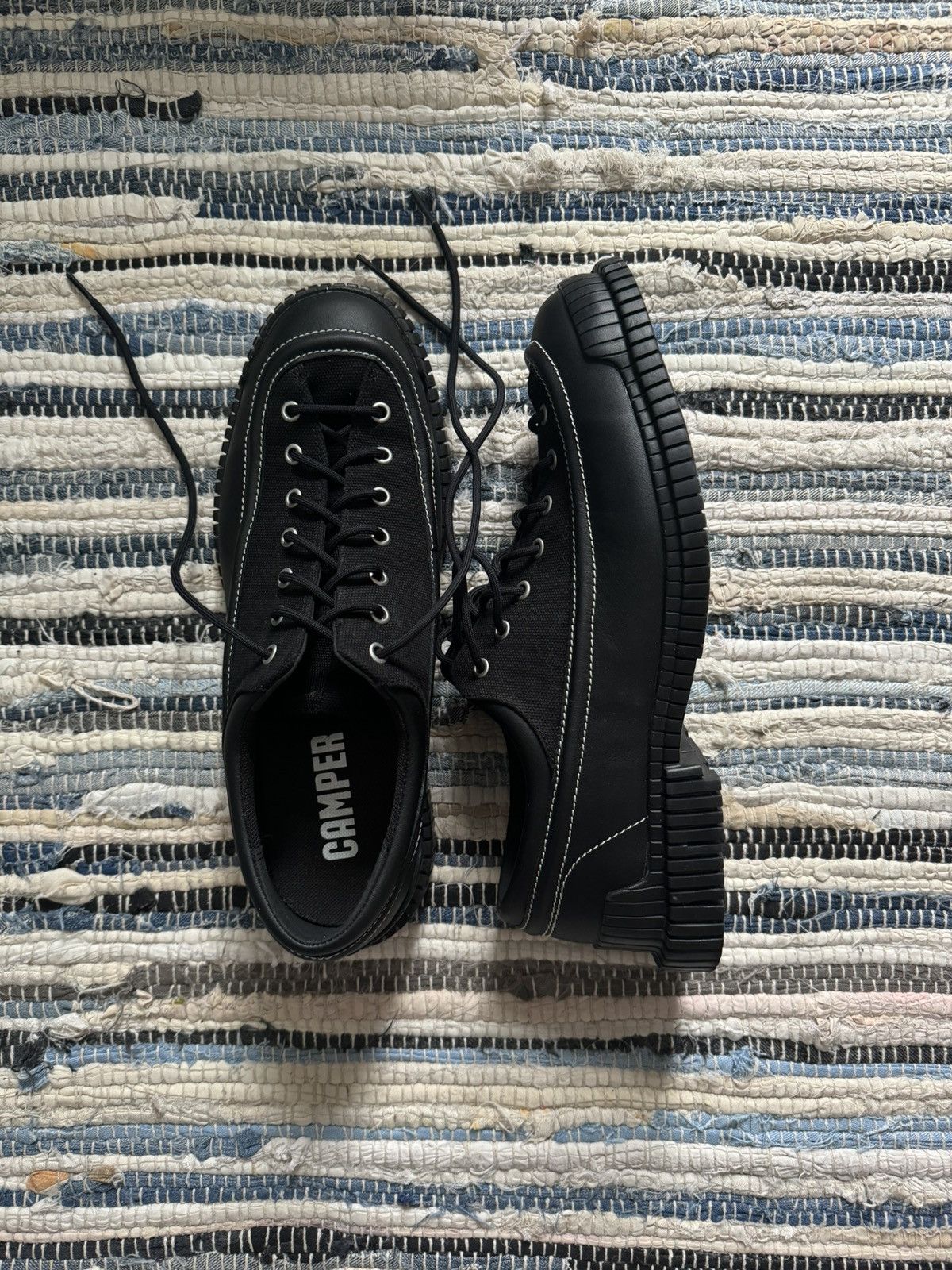 Camper Pix lace up shoes in black