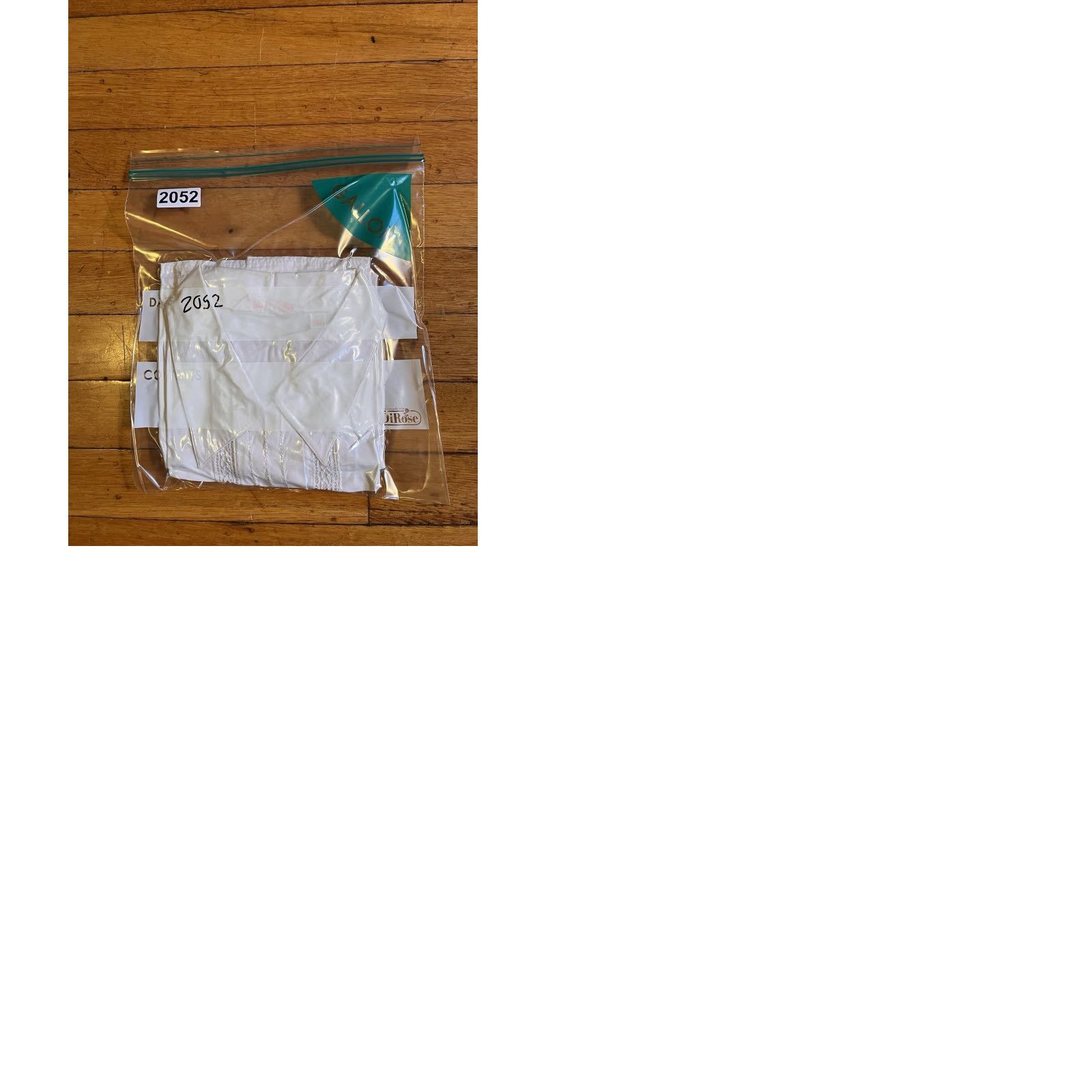 Brooks Brothers VINTAGE Brooks Brothers Shirt Women’s 10 White Button-Up Pintucked Decorative Placket Casual Modern Classic Womens Size L / US 10 / IT 46 - 9 Thumbnail
