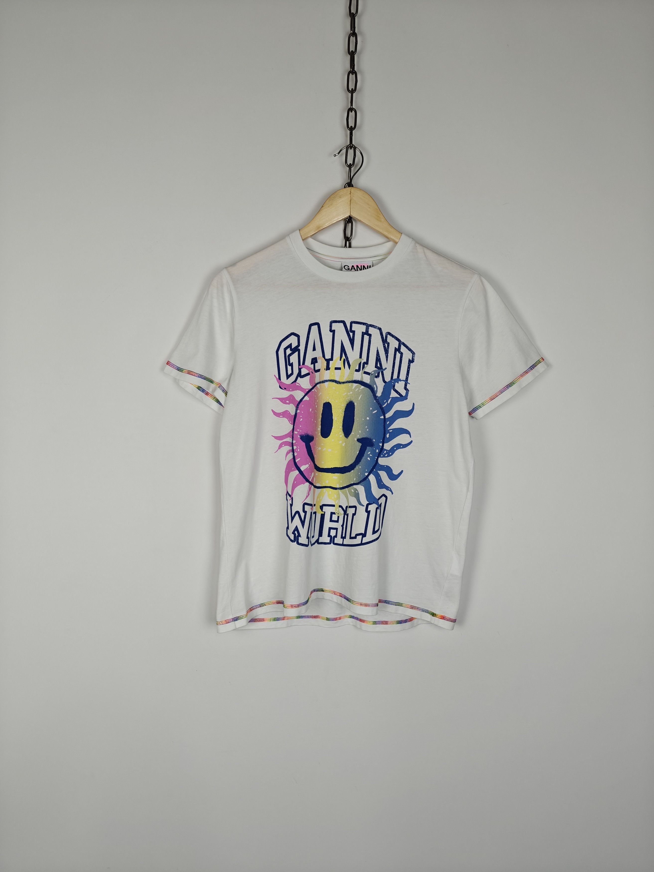 Other Ganni T-Shirt Smile Logo Tee Crewneck White size XXS Size US XXS / EU 40 - 1 Thumbnail