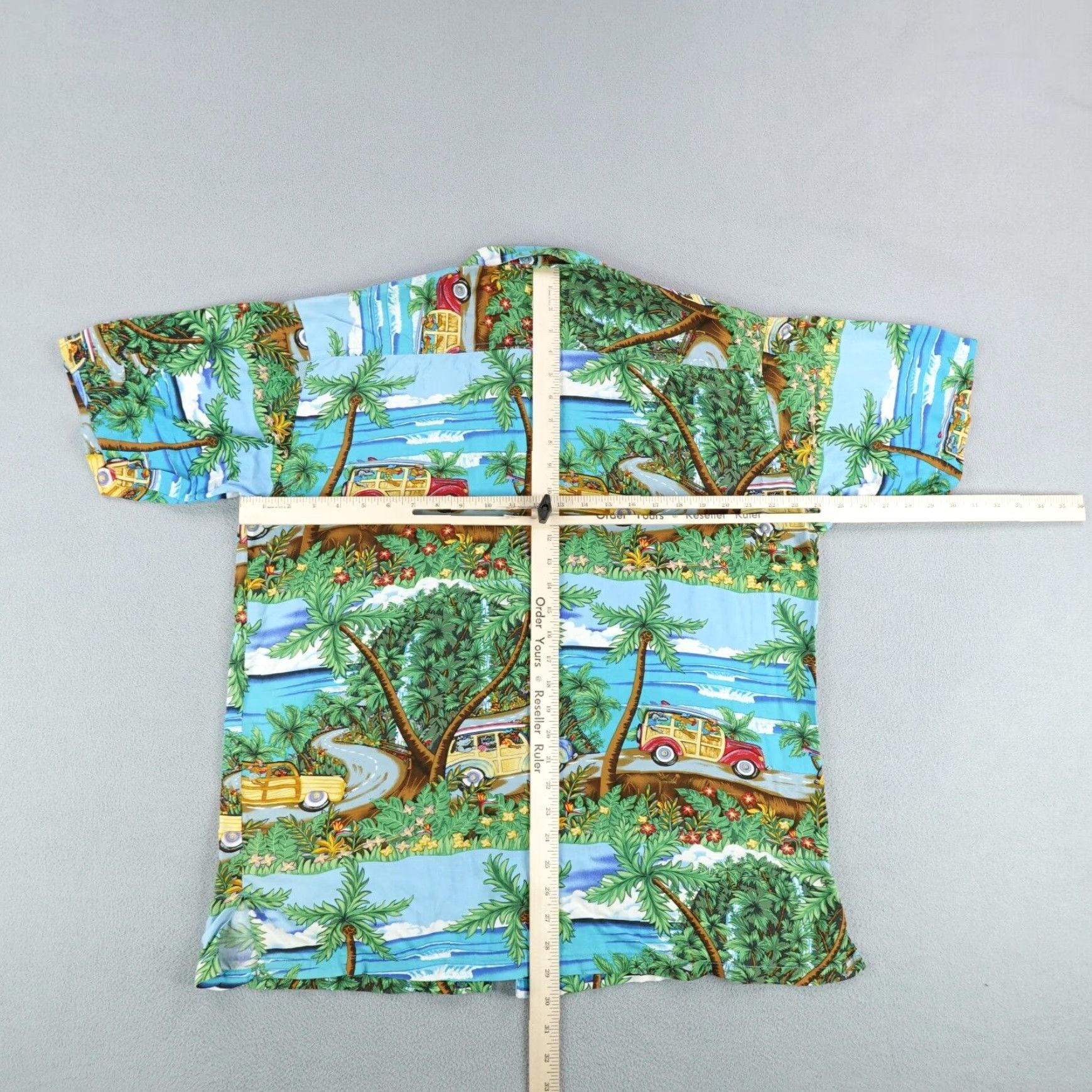Vintage VINTAGE Kahala Hawaiian Shirt Mens Large Blue Rayon Aloha Beach Cars Surf Size US L / EU 52-54 / 3 - 6 Thumbnail