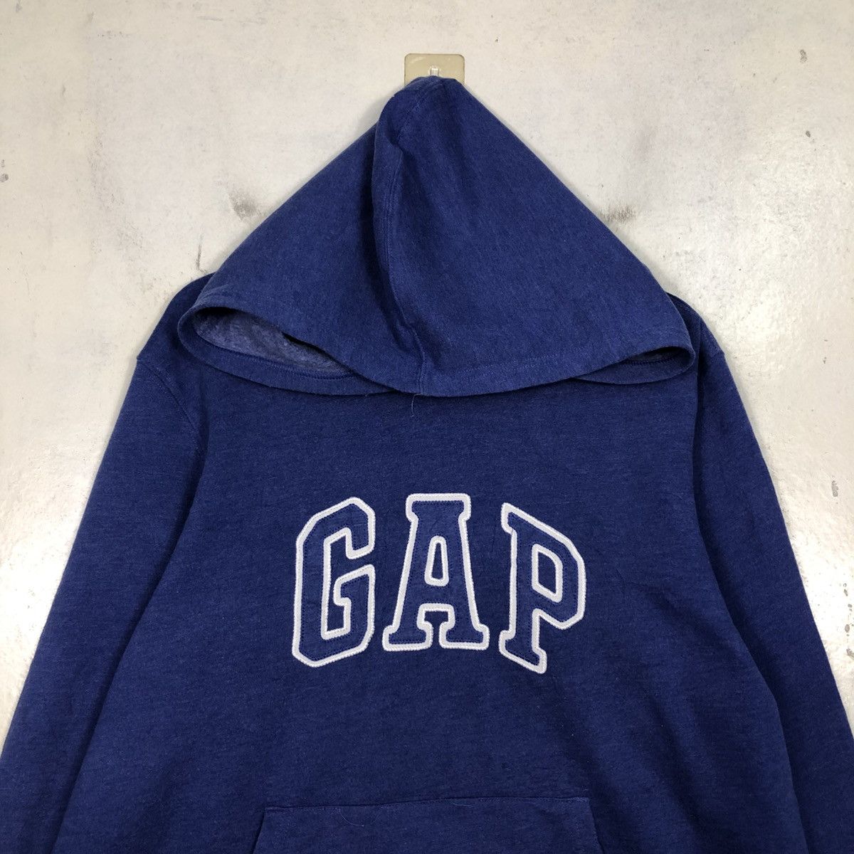 📌Vintage Hoodie Pull Over Sweater Gap Spell Out Big Logo