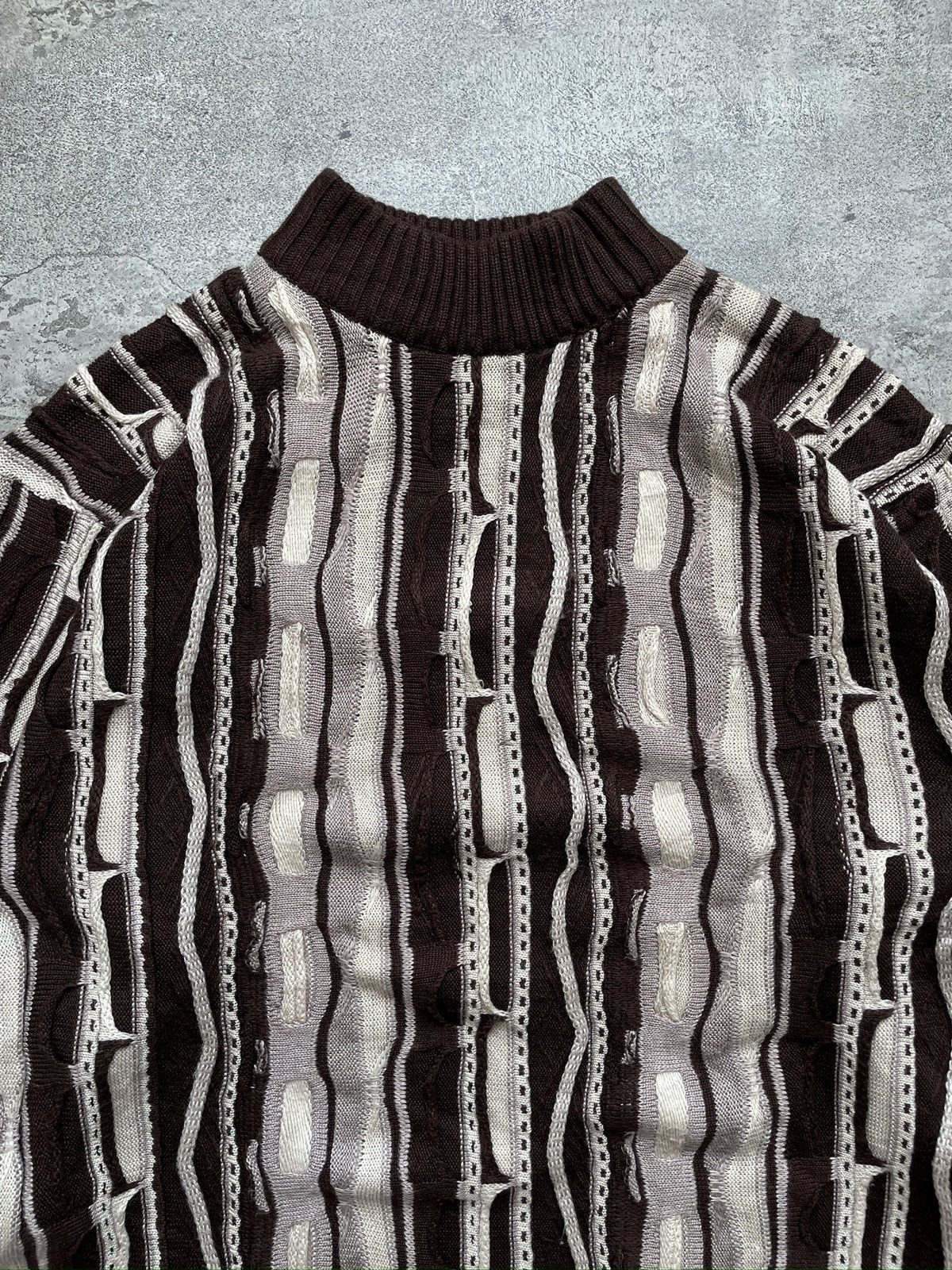 Vintage Vintage Rusia Knockout Signature 3D Cable Knit Sweater Size US XL / EU 56 / 4 - 3 Thumbnail