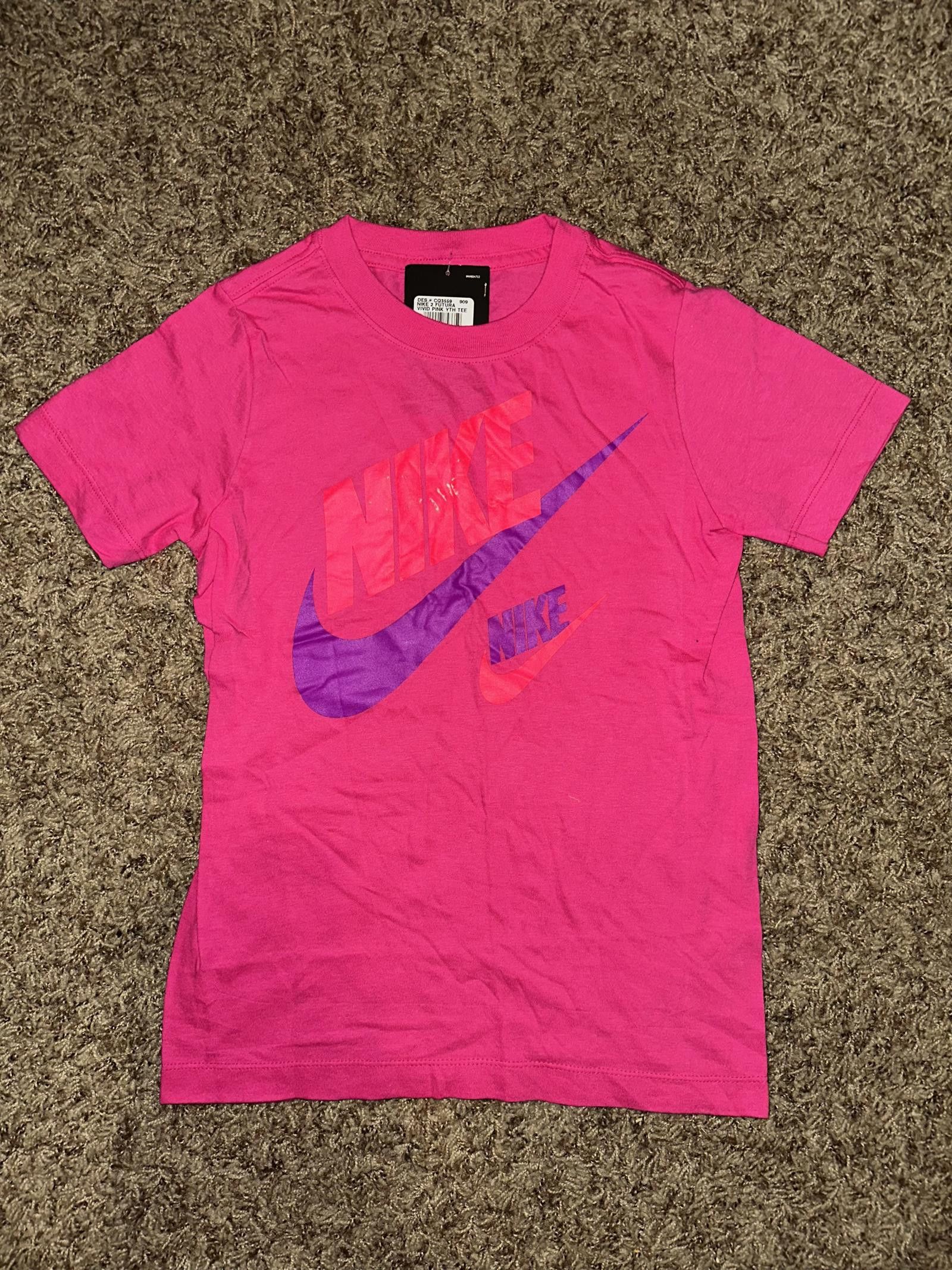 Nike Nike Big Kids (Girl’s) Futura Logo Vivid Pink T-Shirt Size XXS / US 00 / IT 34 - 1 Thumbnail