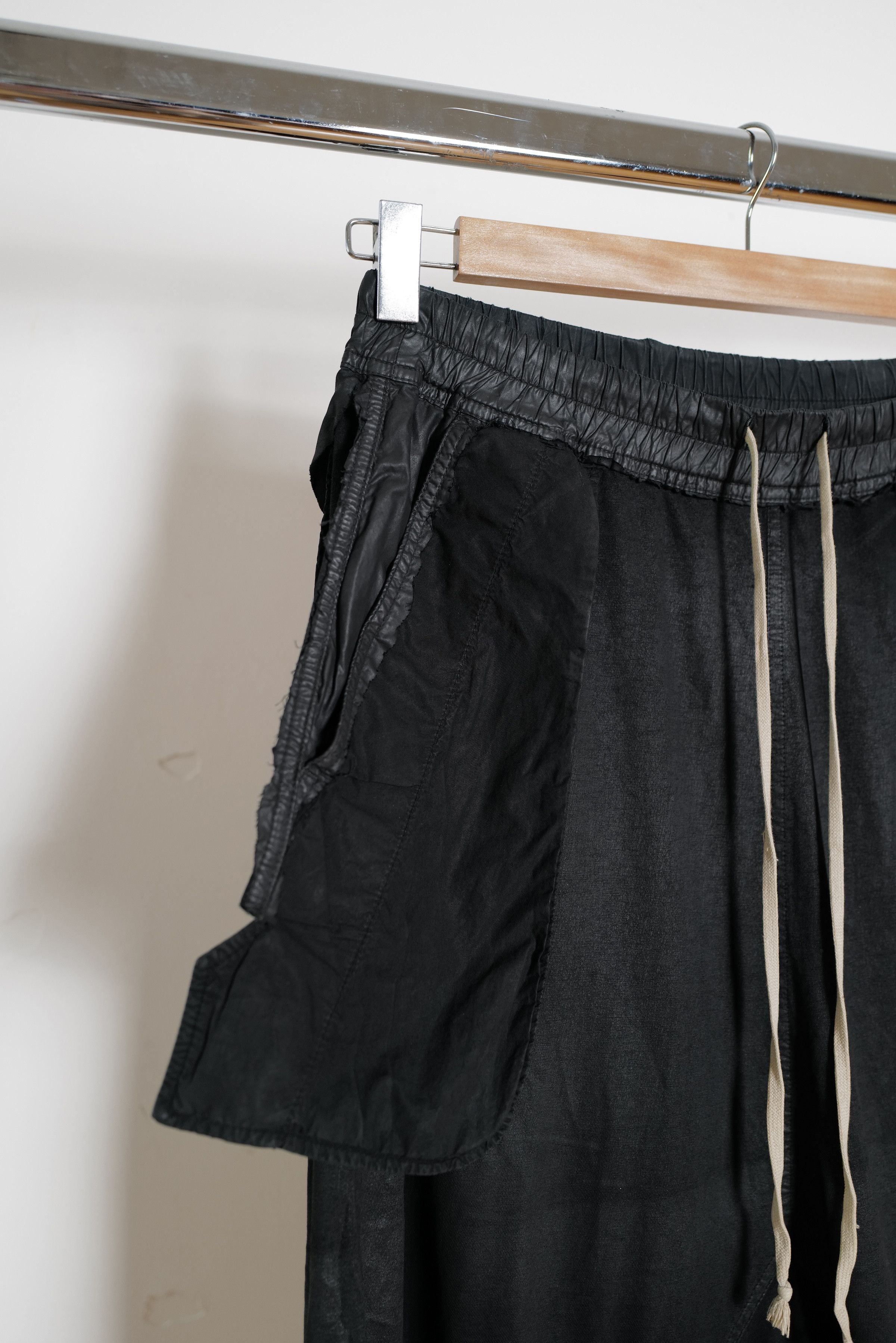 Rick Owens ARCHIVE WAXED INSIDEOUT SHORTS Size US 34 / EU 50 - 7 Thumbnail