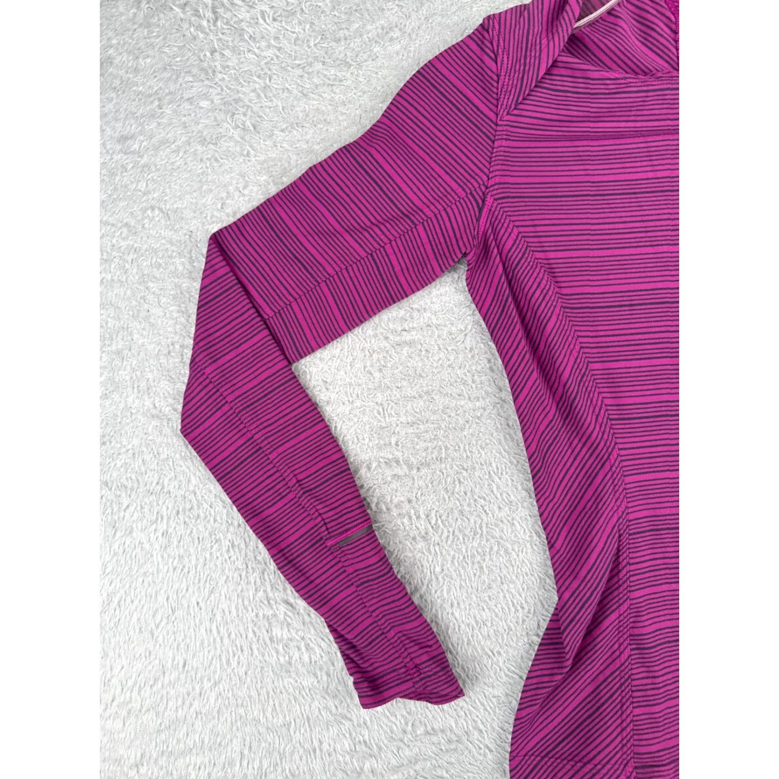 Lululemon Lululemon Shirt Women Purple 2 Long Sleeve Kanto Catch Me W3K61S Size XS / US 0-2 / IT 36-38 - 3 Thumbnail