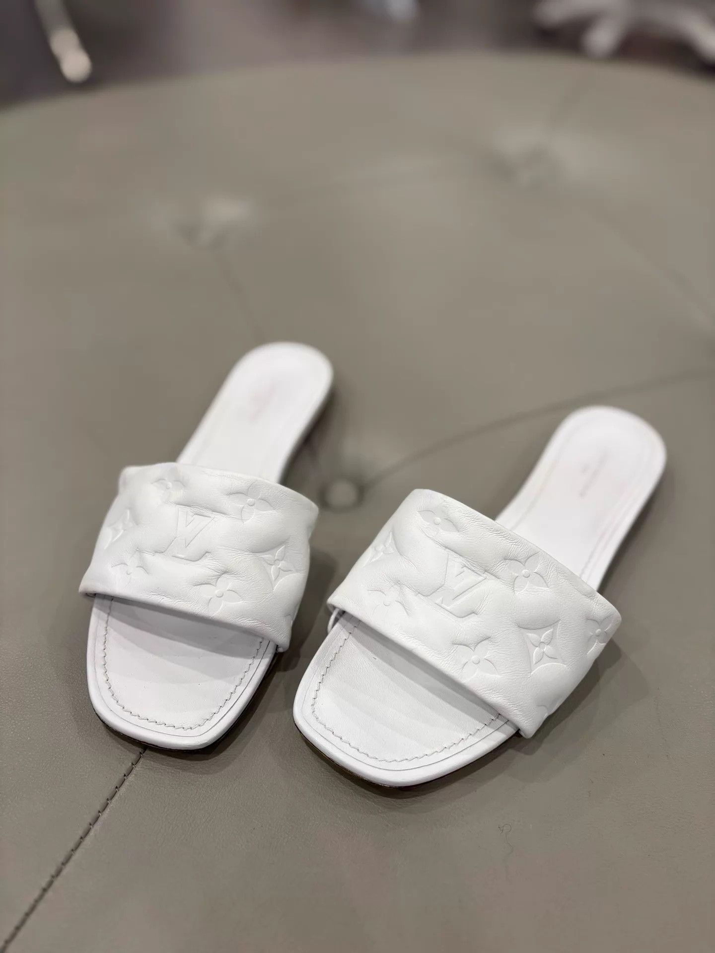 Louis Vuitton LV White Embossed Monogram Slippers 99 New 38 Size US 7.5 / IT 37.5 - 1 Thumbnail