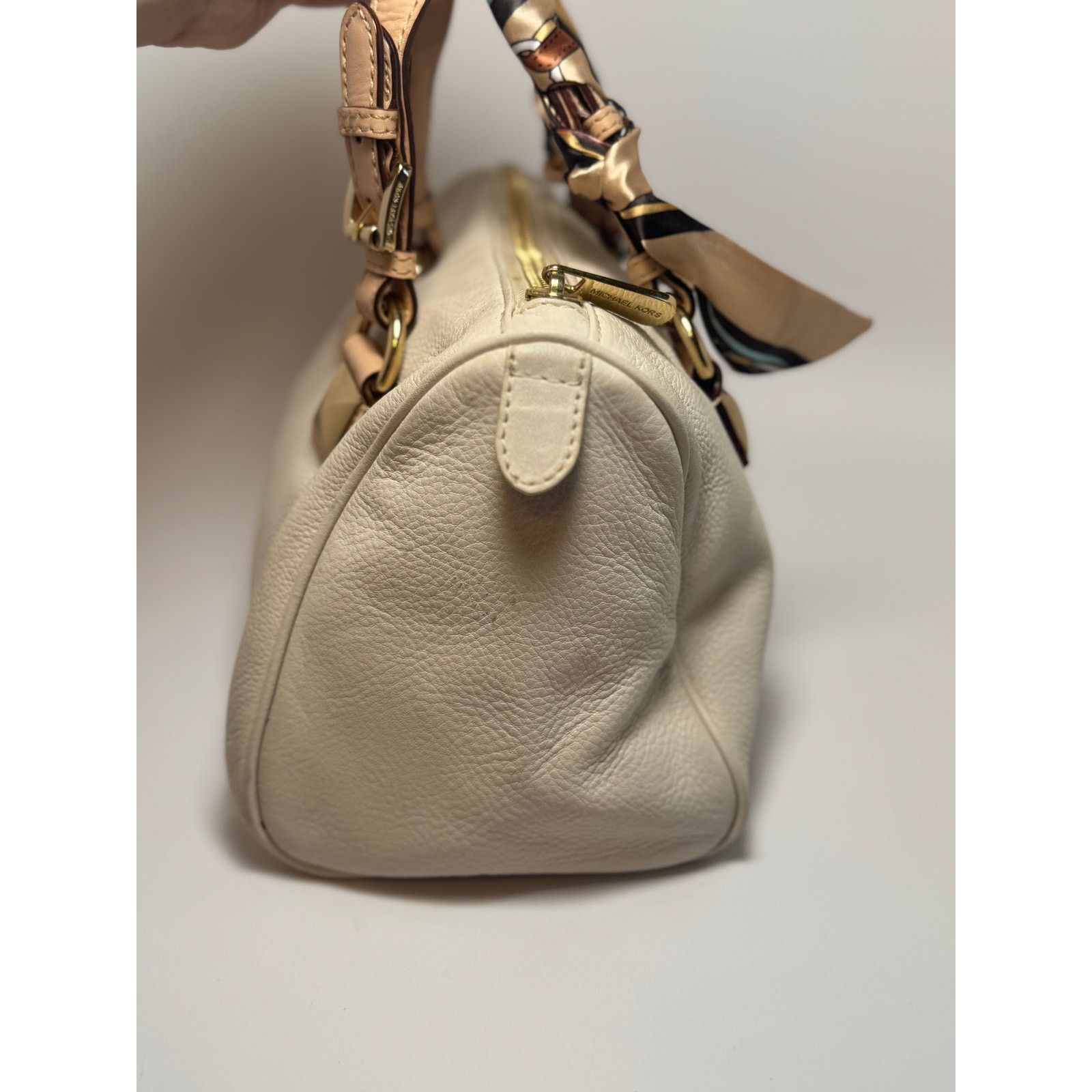 Michael Kors Michael Kors Grayson Satchel Bag Cream & Leather w/Scarf Size ONE SIZE - 5 Thumbnail