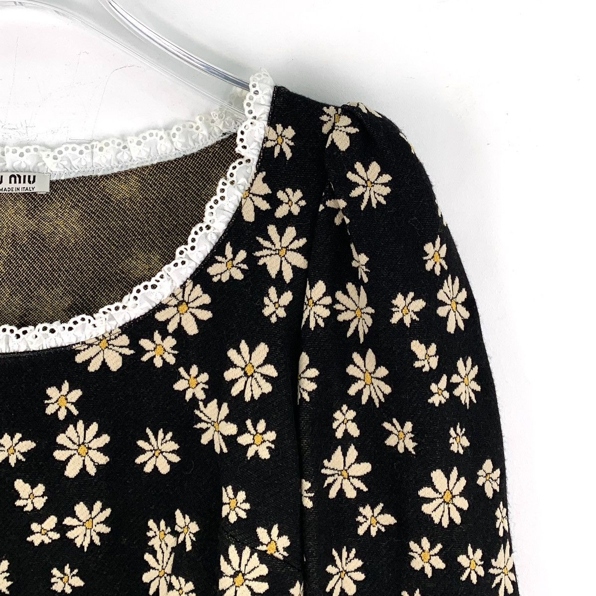 Miu Miu Miu Miu Floral All-over Print Long Sleeve T-shirt K26WX Size S / US 4 / IT 40 - 3 Thumbnail