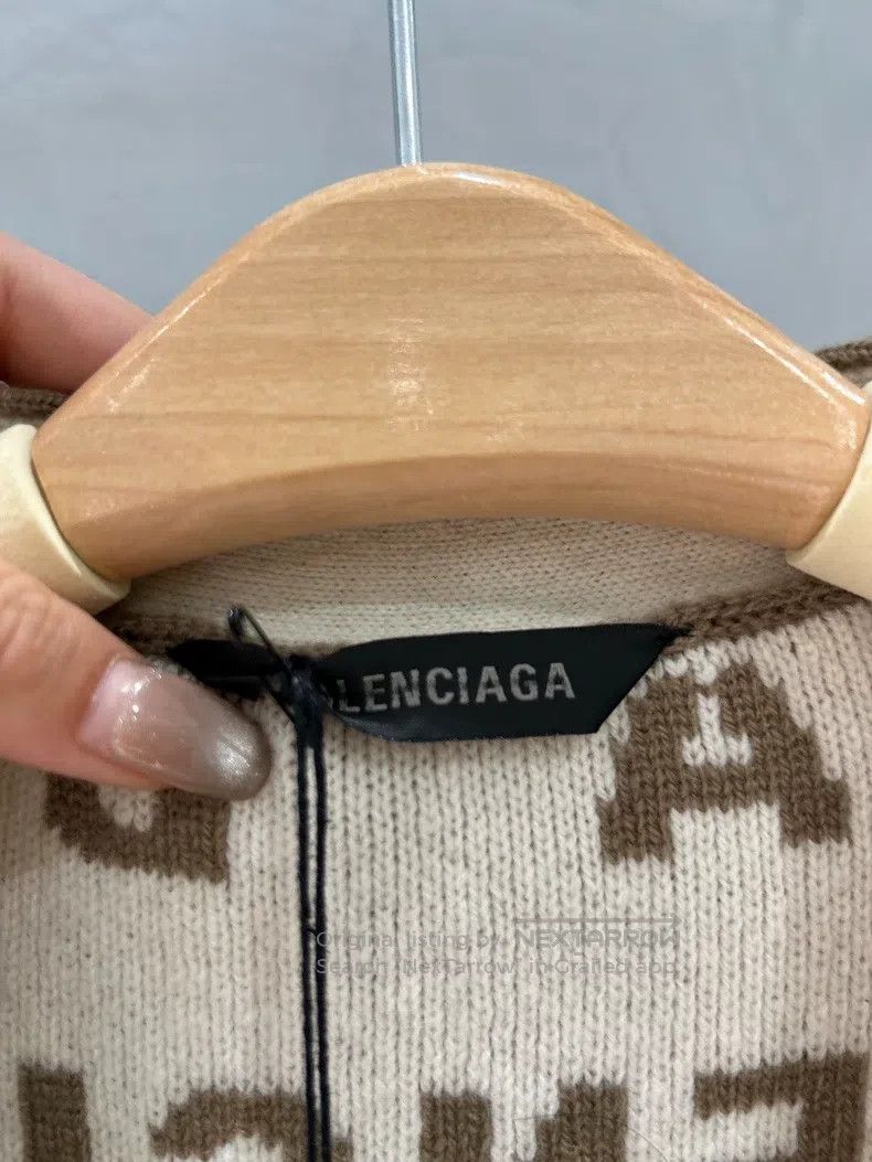 Balenciaga Balenciaga sweater Size US L / EU 52-54 / 3 - 4 Thumbnail