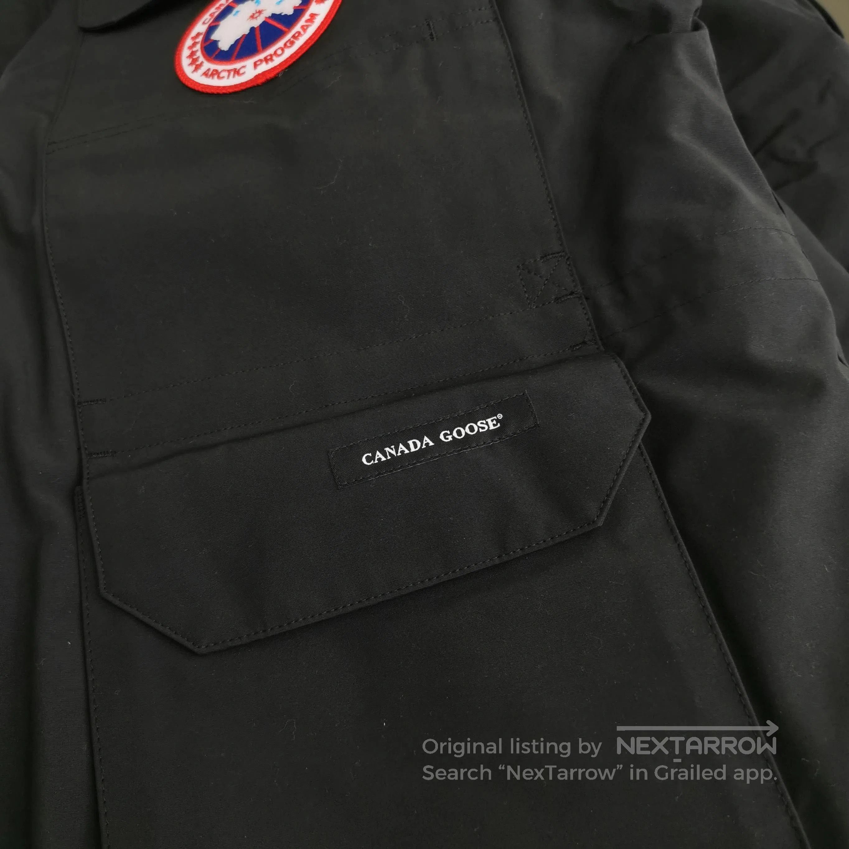 Canada Goose Canada Goose L Hooded Fur Collar Logo Down Jacket. Size US L / EU 52-54 / 3 - 2 Thumbnail