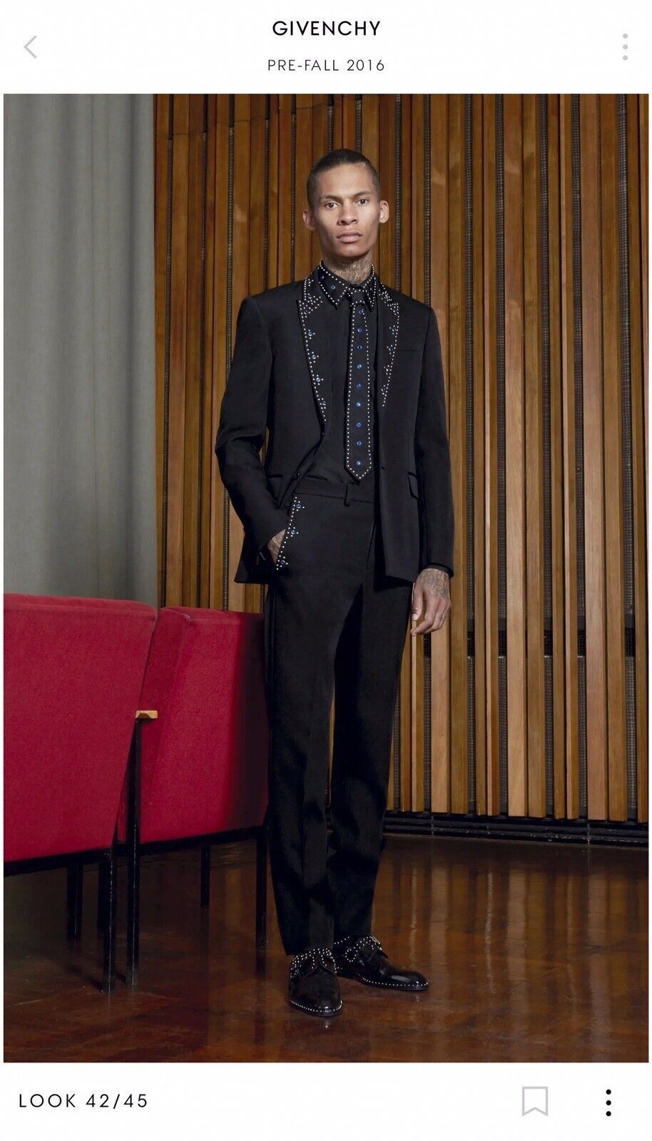 Givenchy Givenchy black wool blazer diamonds size 48 like new Size 48R - 8 Thumbnail