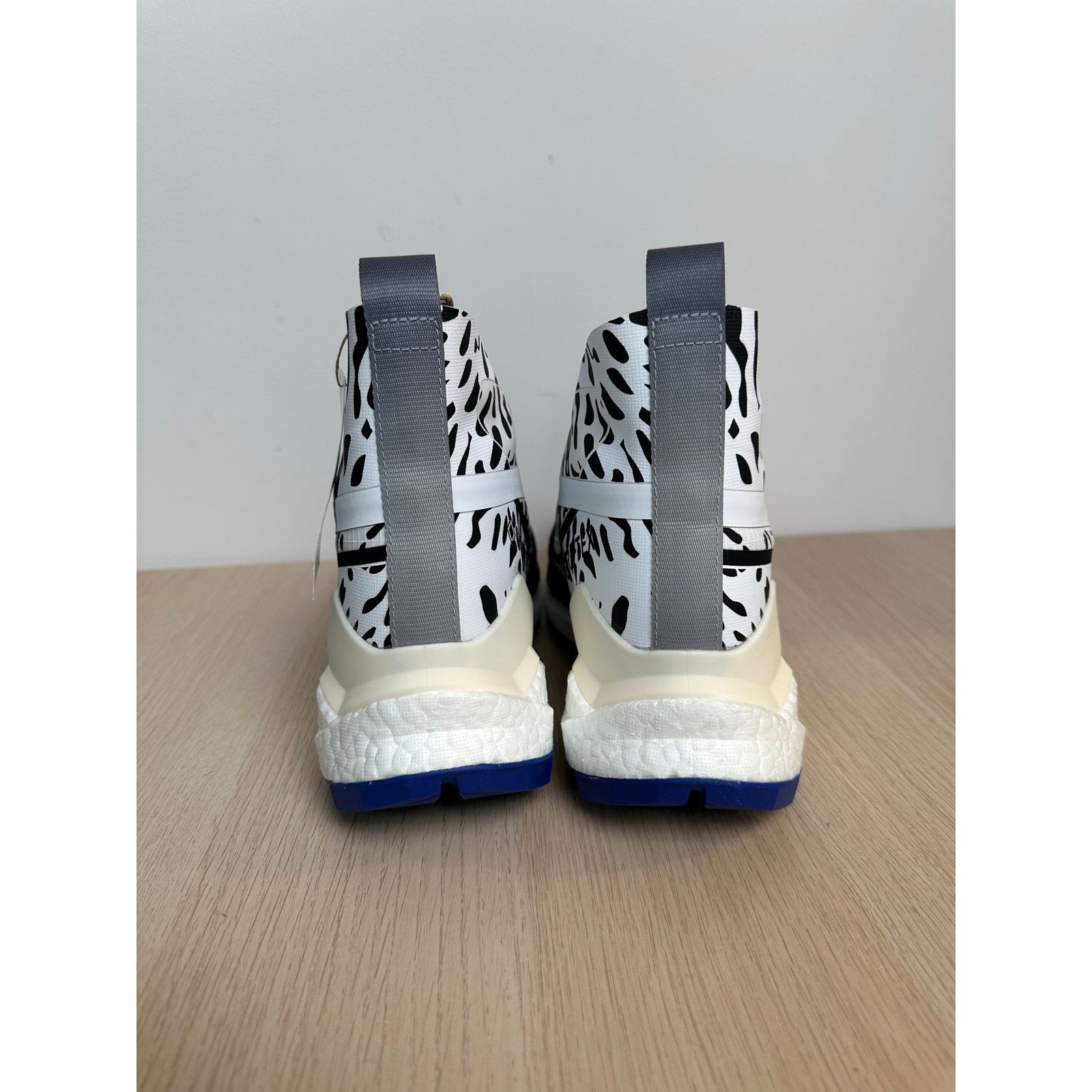 Stella McCartney Stella McCartney x Terrex Free Hiker Boots - Size 9M - NEW Size US 10 / IT 40 - 3 Thumbnail