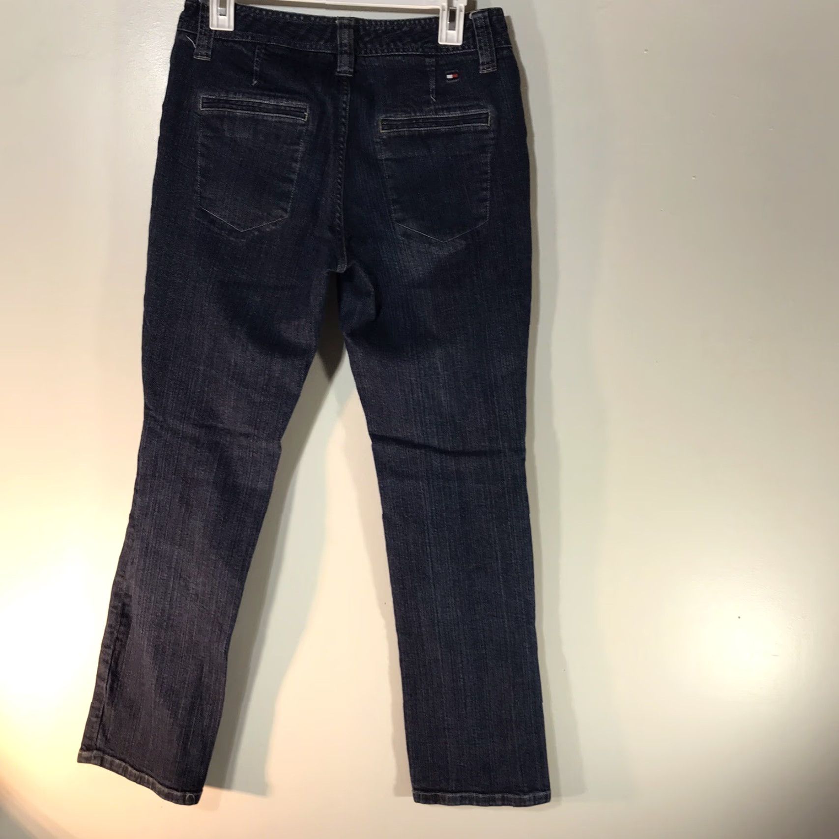 Tommy Hilfiger Tommy Hilfiger Dark Wash Stretch Straight Fit Jeans Womens Size 8 Blue Size 30" / US 8 / IT 44 - 3 Thumbnail