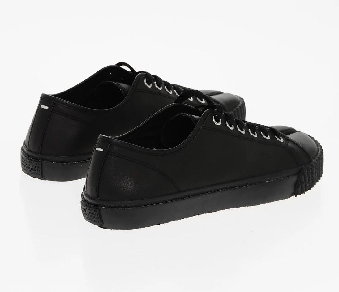 Maison Margiela Maison Margiela Tabi low top designer sneaker 🇮🇹 MMM split Size US 8 / EU 41 - 2 Thumbnail