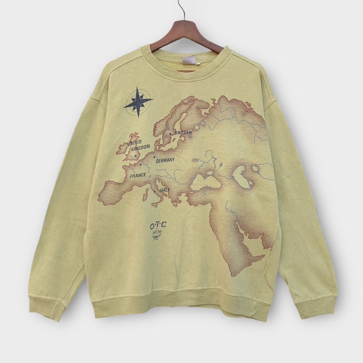 Vintage Vintage MCM Otc Europe Maps Sweatshirt Size US L / EU 52-54 / 3 - 1 Thumbnail