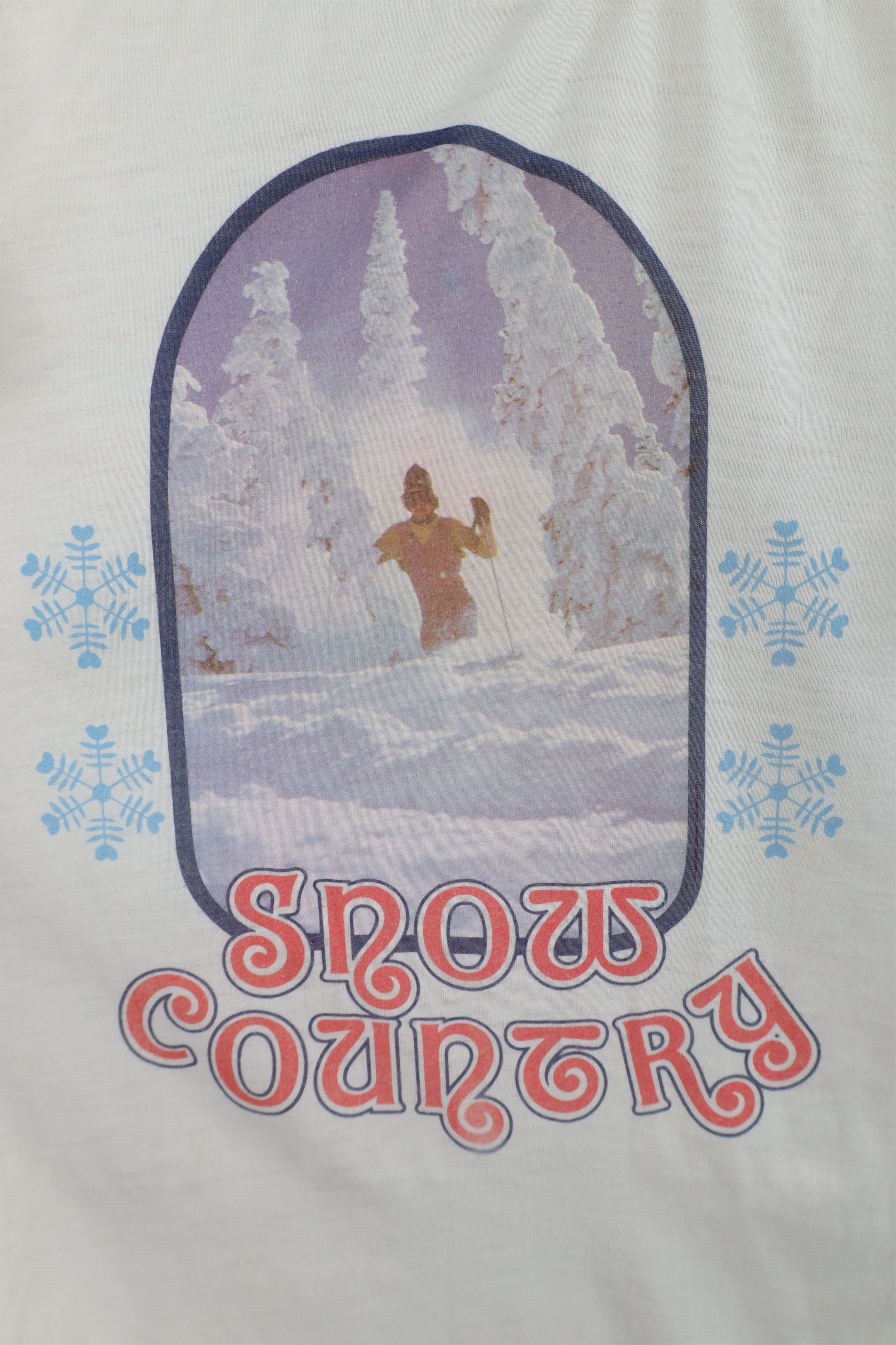 Vintage Vintage 70s Snow Country Snowflake Skiing T-Shirt White USA Size L / US 10 / IT 46 - 4 Thumbnail
