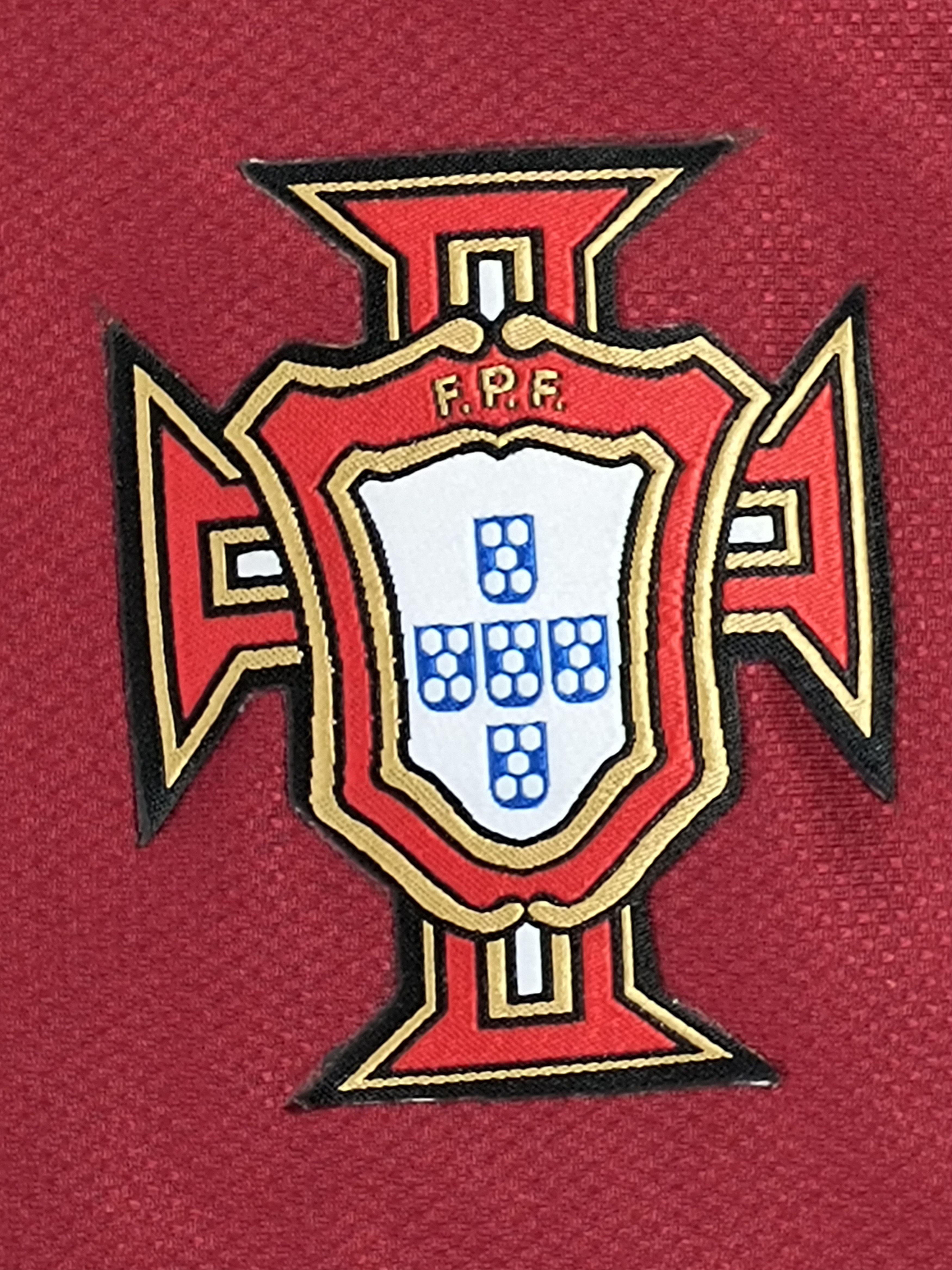 Nike Y2K Nike Portugal Deco #20 2006 soccer decoration jersey Size US M / EU 48-50 / 2 - 4 Thumbnail
