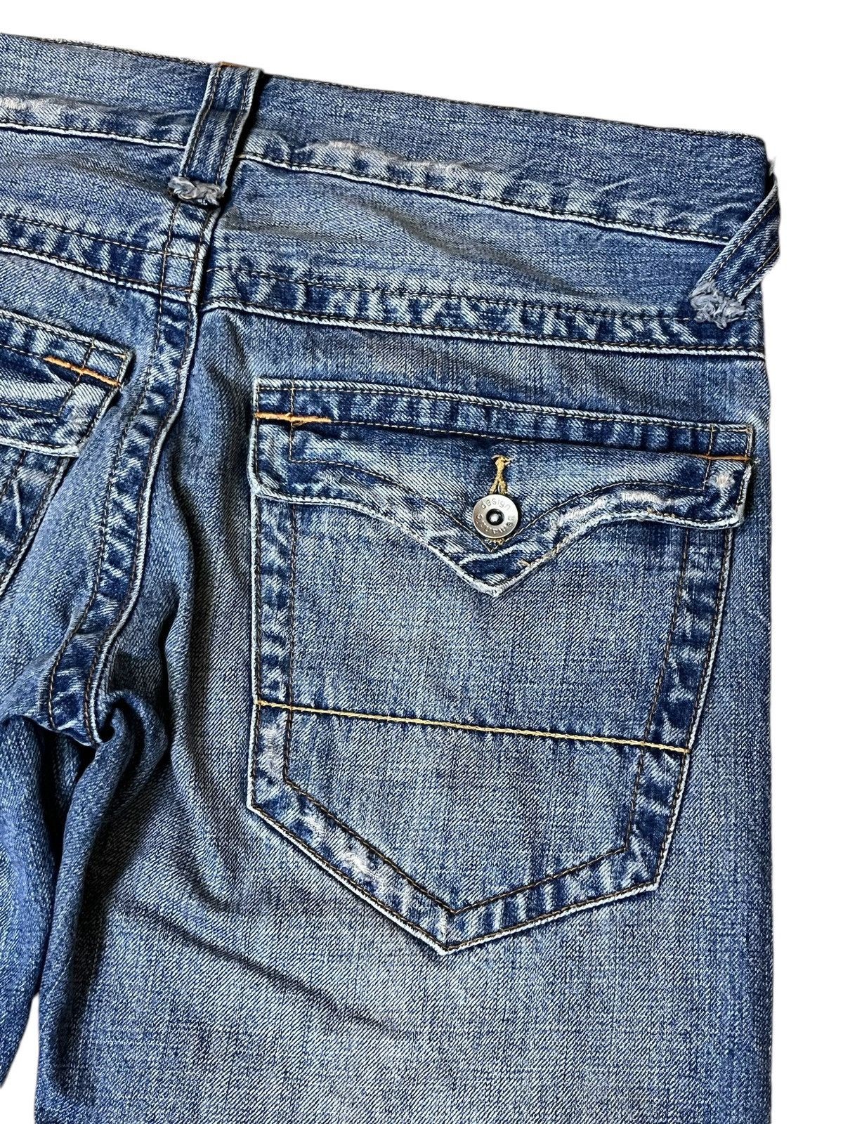 FLARED🔥VINTAGE SEMANTIC DESIGN DISTRESSED FLARE JEANS