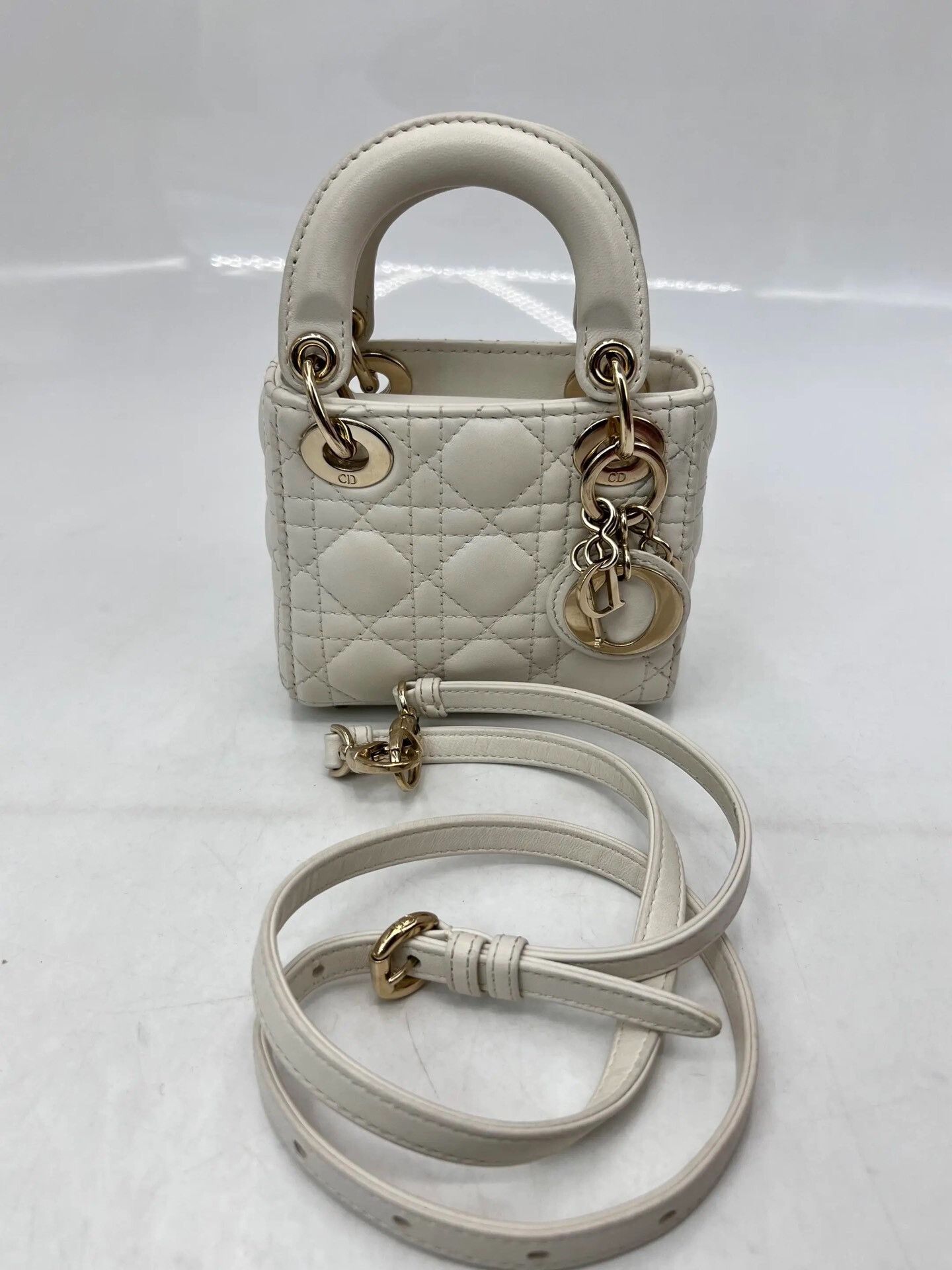 Dior Pre-loved Bag Very good condition Size ONE SIZE - 1 Thumbnail