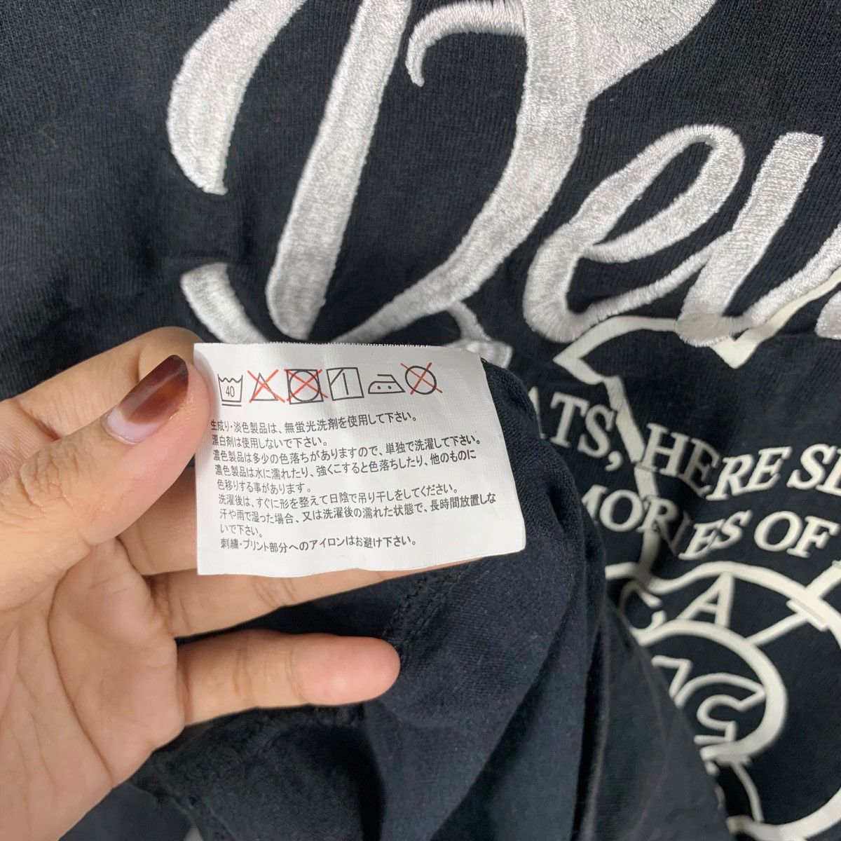 Other DEVILCATS MOTORCYCLE BOSTON Sun Faded Embroidered Sweatshirt Size US XL / EU 56 / 4 - 14 Thumbnail