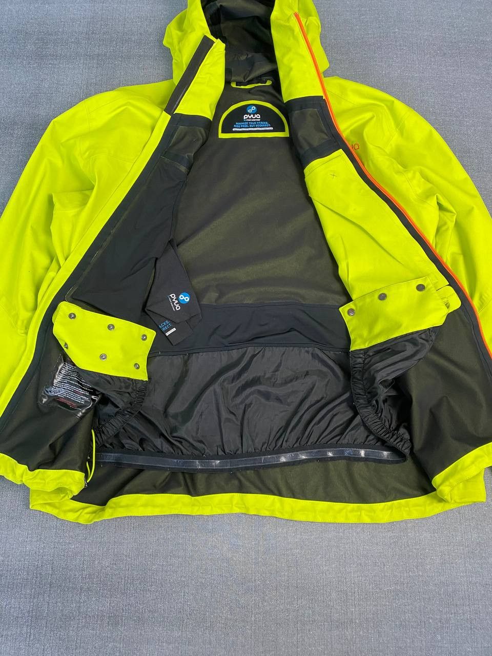 Other Pyua Momentum-Y 3-L Jacket Men Snow Jacket Snow Gaiters Size US XL / EU 56 / 4 - 6 Thumbnail