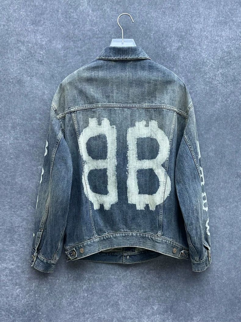 Balenciaga Balenciaga Double b printed unicorn arm denim jacket Size US XS / EU 42 / 0 - 2 Thumbnail