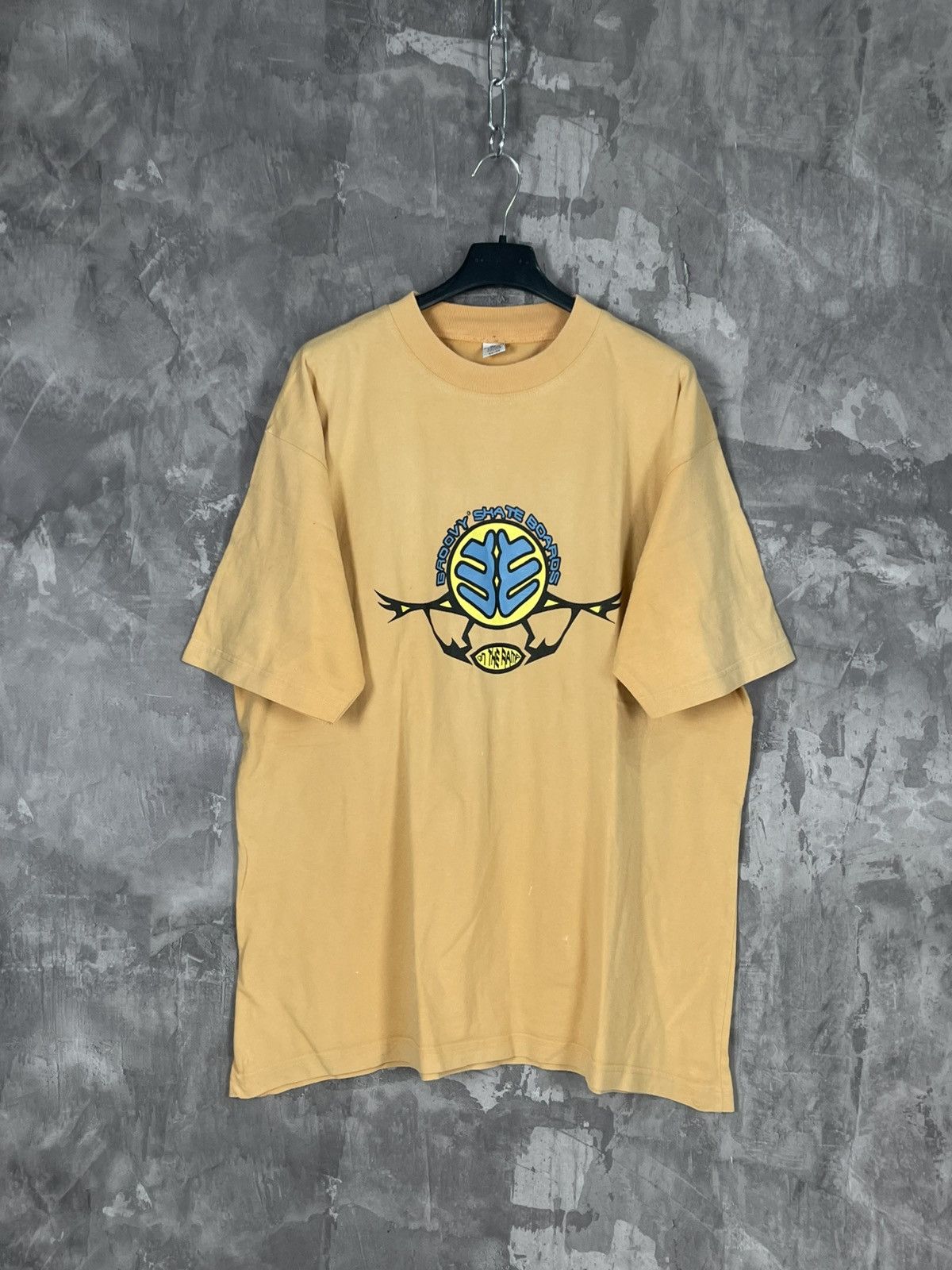Vintage Vintage 90s Groovy “On The Ramp” Vintage Logo t-shirt Size US XL / EU 56 / 4 - 1 Thumbnail