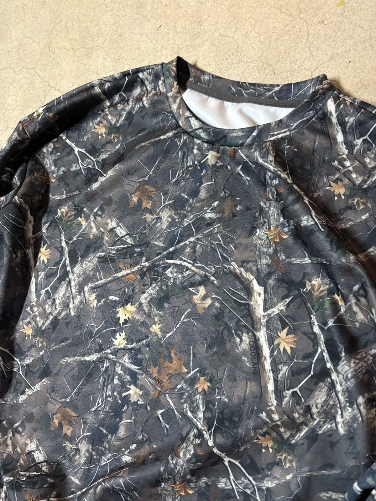 Realtree Realtree Style Camo Boxy Long Sleeve Shirt Size Large Size US L / EU 52-54 / 3 - 2 Thumbnail