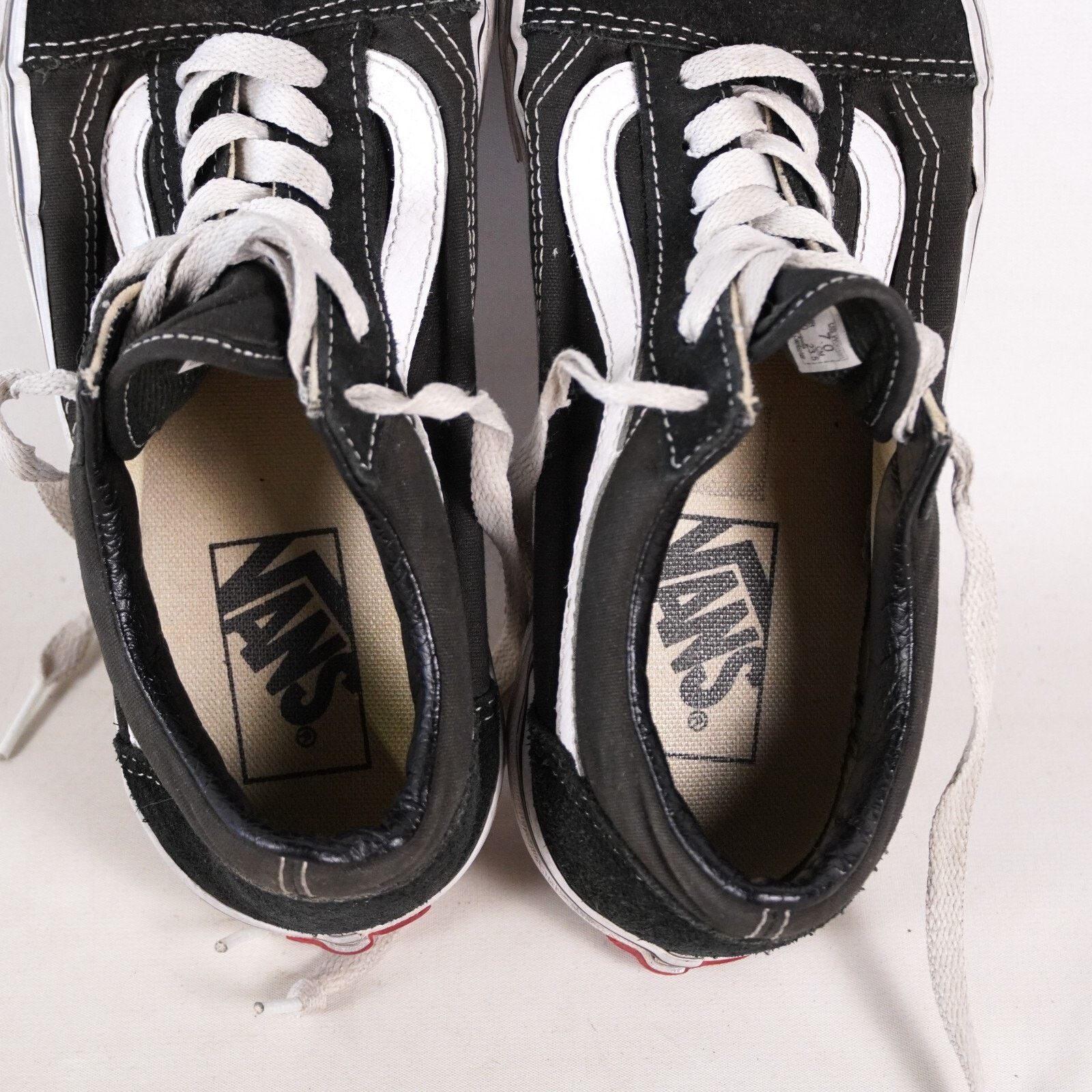 Vans Vans Off The Wall Athletic Skate Shoe Casual Sneaker Men 5.5 Size US 5.5 / EU 38 - 8 Thumbnail