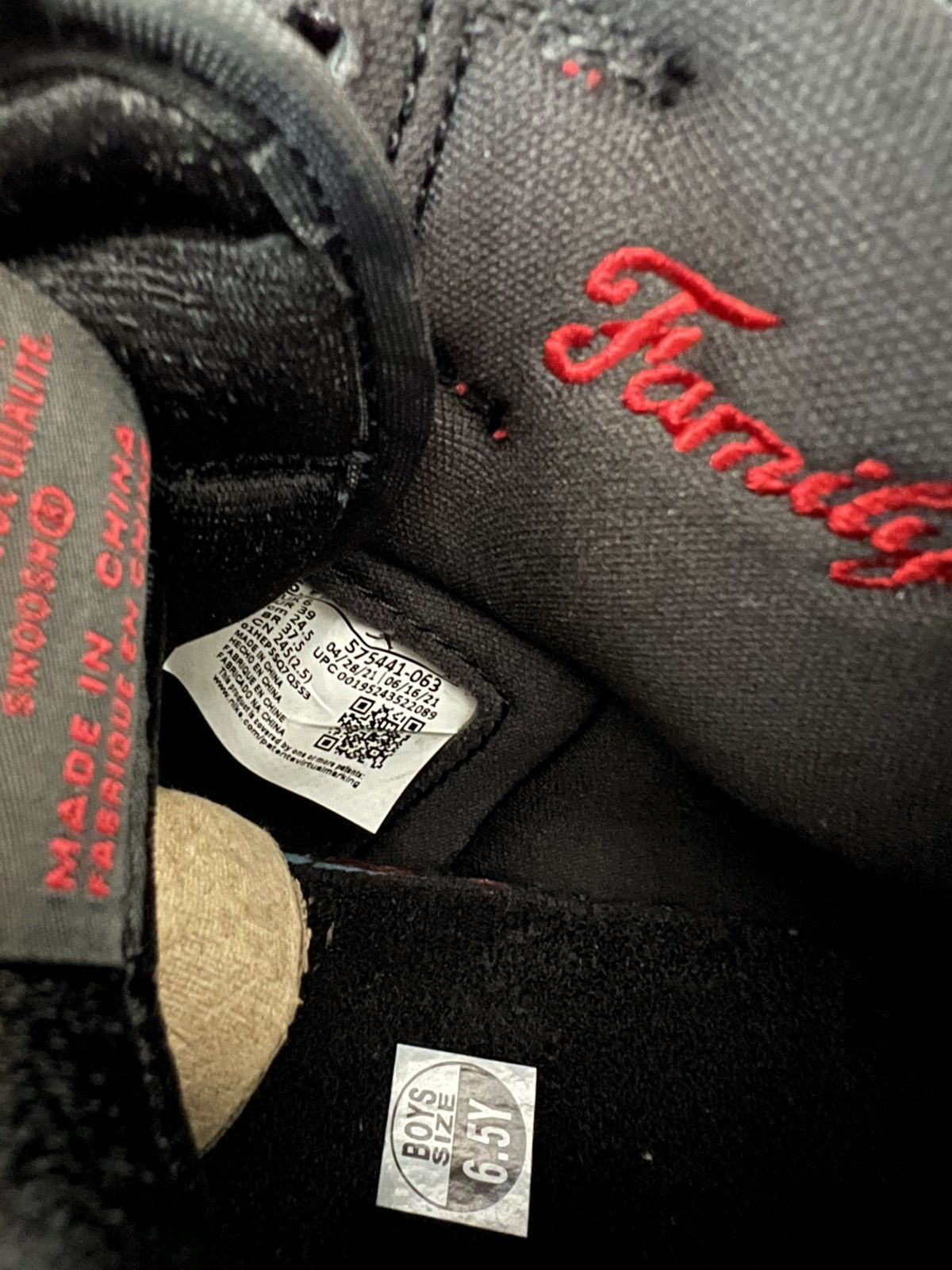 Jordan Brand Air Jordan 1 GS “Patent Bred” Size US 6.5 / EU 39-40 - 8 Thumbnail
