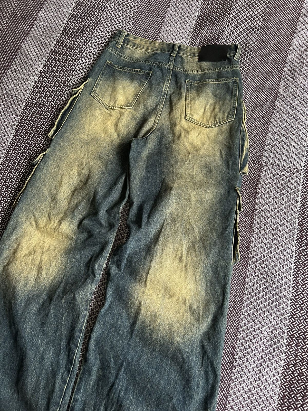 Vintage Vintage Dark Washed Y2K Cargo Jeans Unisex Japanese Vibe S Size 25" / US 0 / IT 36 - 8 Thumbnail