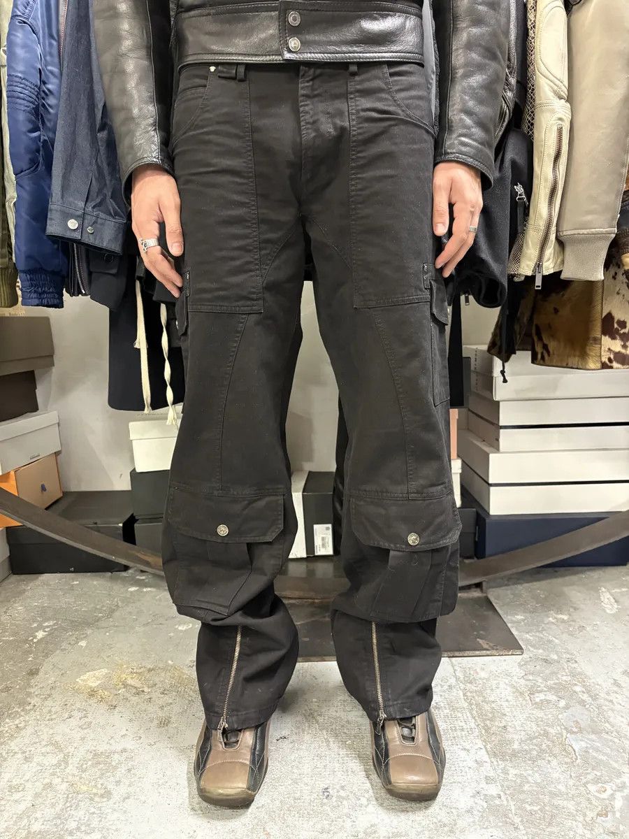 Versace AW2003 Versace Black Utility Cargo Pants Size US 33 - 1 Thumbnail