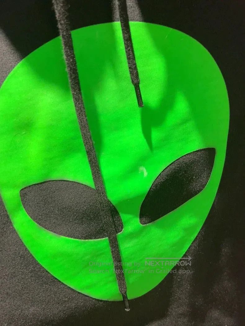 Balenciaga Balenciaga Alien Print Hoodie S. Size US S / EU 44-46 / 1 - 4 Thumbnail