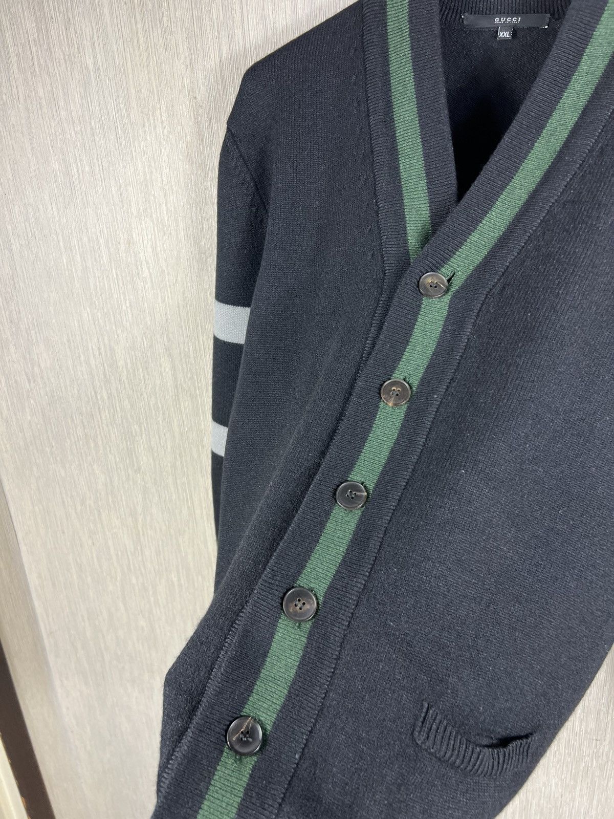 Gucci Vintage Gucci Tom Ford collage cardigan sweater logo striped Size US L / EU 52-54 / 3 - 14 Thumbnail