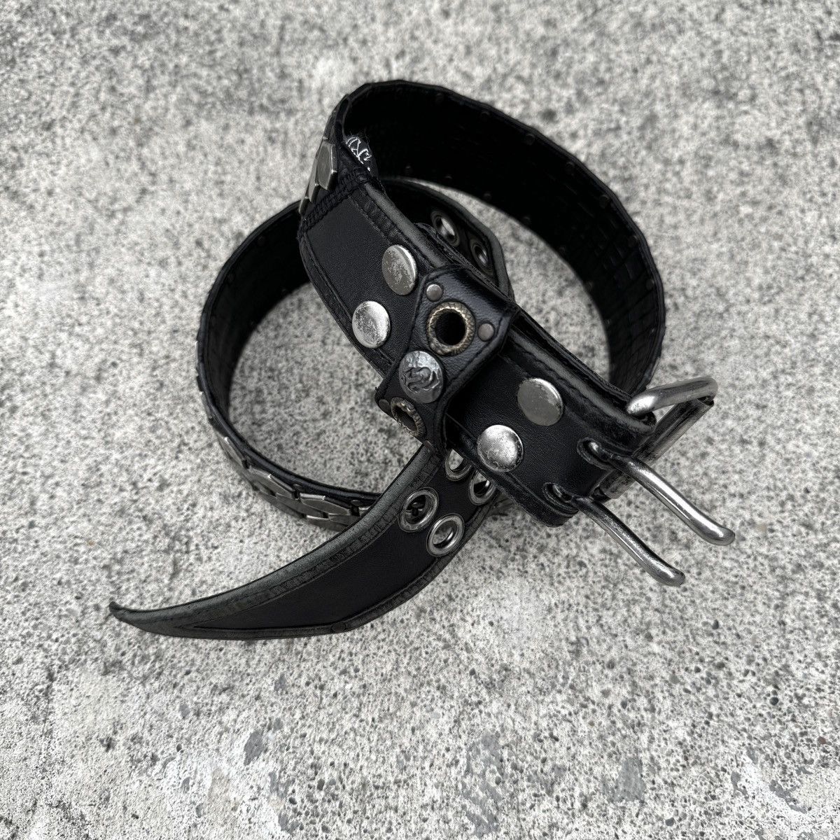 最終価格【Kmrii】初期 Ring Claw marks Belt KMRii ケムリ 2402-BT10 BT-Rhino 01 – KMRii OFFICIAL ONLINE STORE