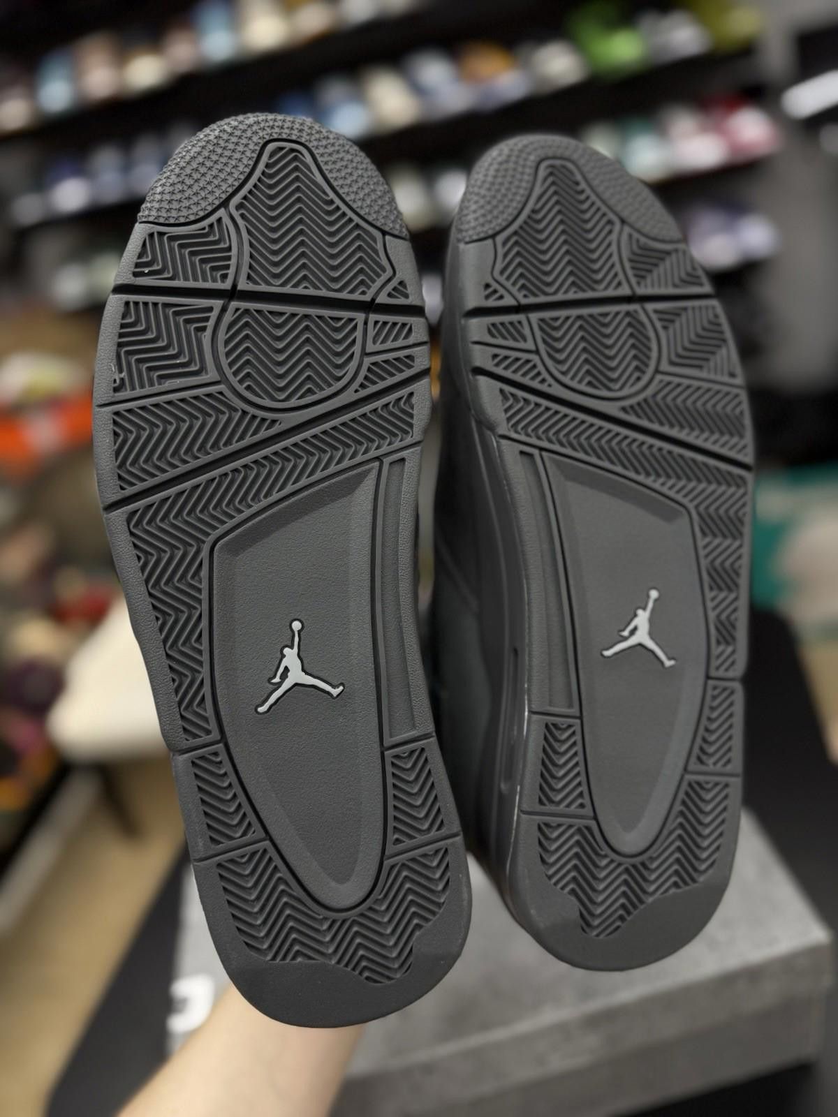Jordan Brand Air Jordan 4 Retro "WET CEMENT" 2024 - Size 13 - NEW Size US 13 / EU 46 - 7 Thumbnail