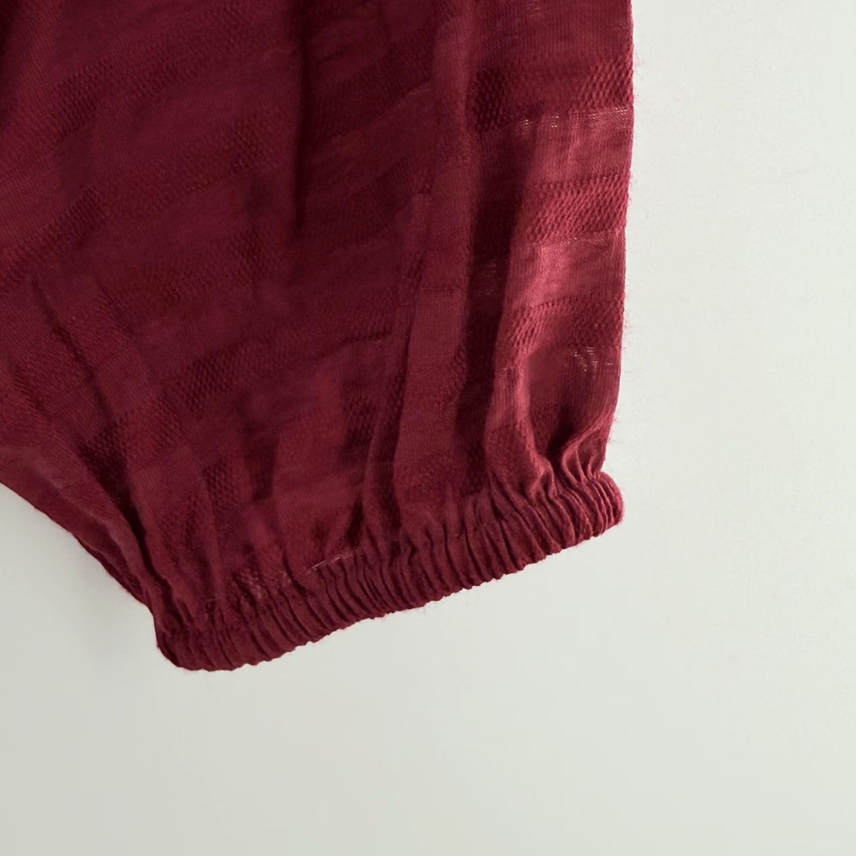 Loft VINTAGE LOFT Blouse Womens XS Petite Red Textured Stripe Long Sleeve Elastic Hem Top Size XS / US 0-2 / IT 36-38 - 4 Thumbnail