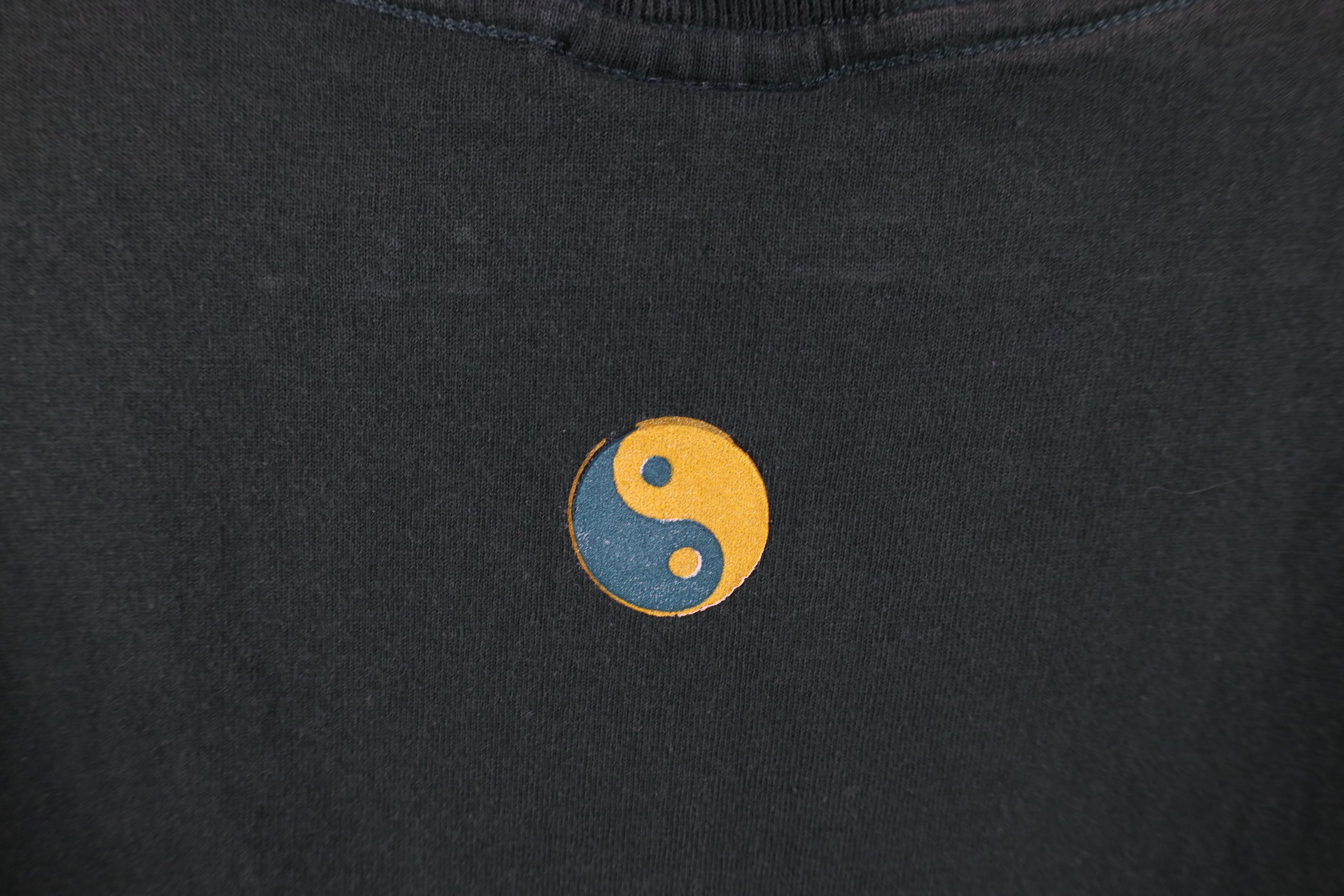 Vintage Vintage 90s Streetwear New Orleans Jazz Yin Yang T-Shirt Size US L / EU 52-54 / 3 - 11 Thumbnail