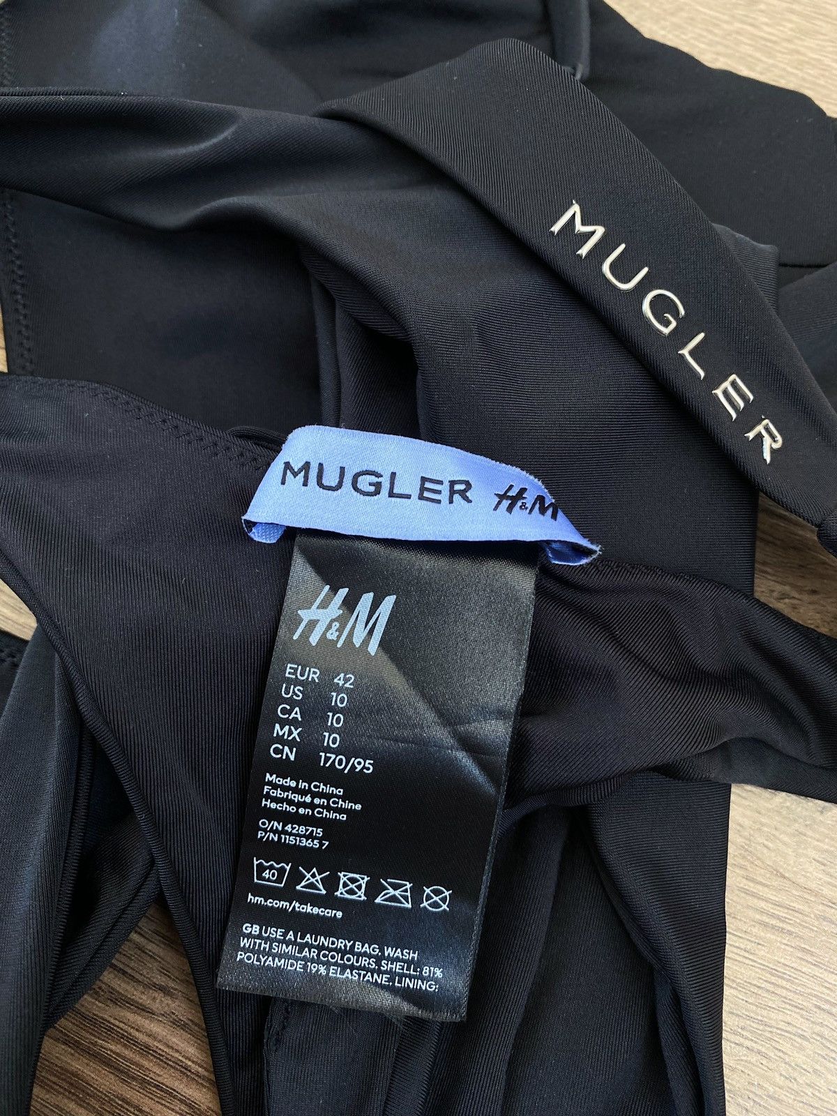Mugler Mugler x H&M Cut Out Swimsuit Size M / US 6-8 / IT 42-44 - 19 Thumbnail