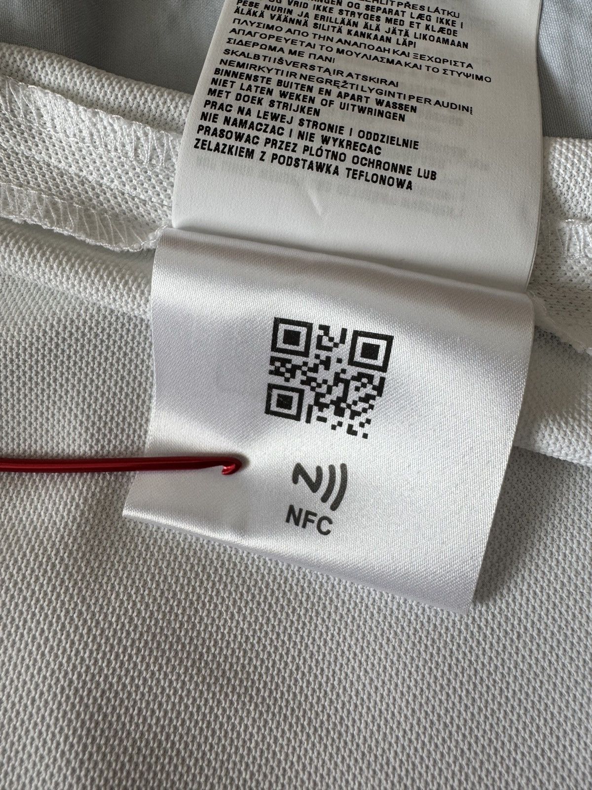 Prada 🔥🔥 Prada Linea Rossa White Pique T-Shirt Size US M / EU 48-50 / 2 - 9 Thumbnail