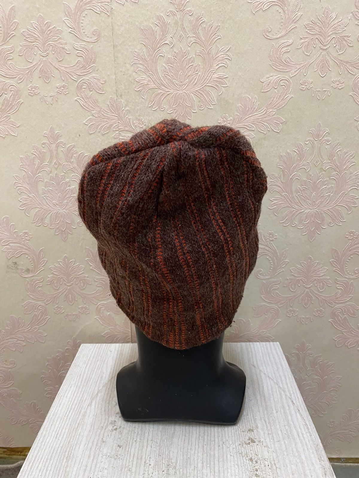 Gap × Vintage Vintage Gap Nice Design Beanie Hat Size ONE SIZE - 4 Thumbnail