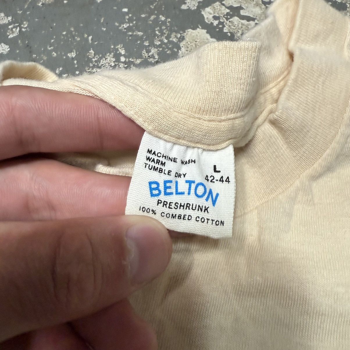 Other True Vintage I Love You Denver Tan/Cream 70s Belton Tshirt Size US L / EU 52-54 / 3 - 4 Thumbnail