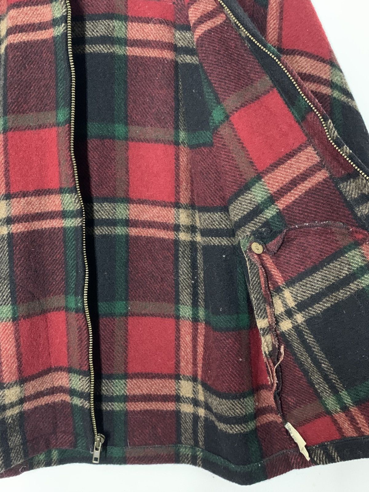 Woolrich Woolen Mills Vintage Woolrich Tartan Jacket Made In Usa Size US M / EU 48-50 / 2 - 8 Thumbnail