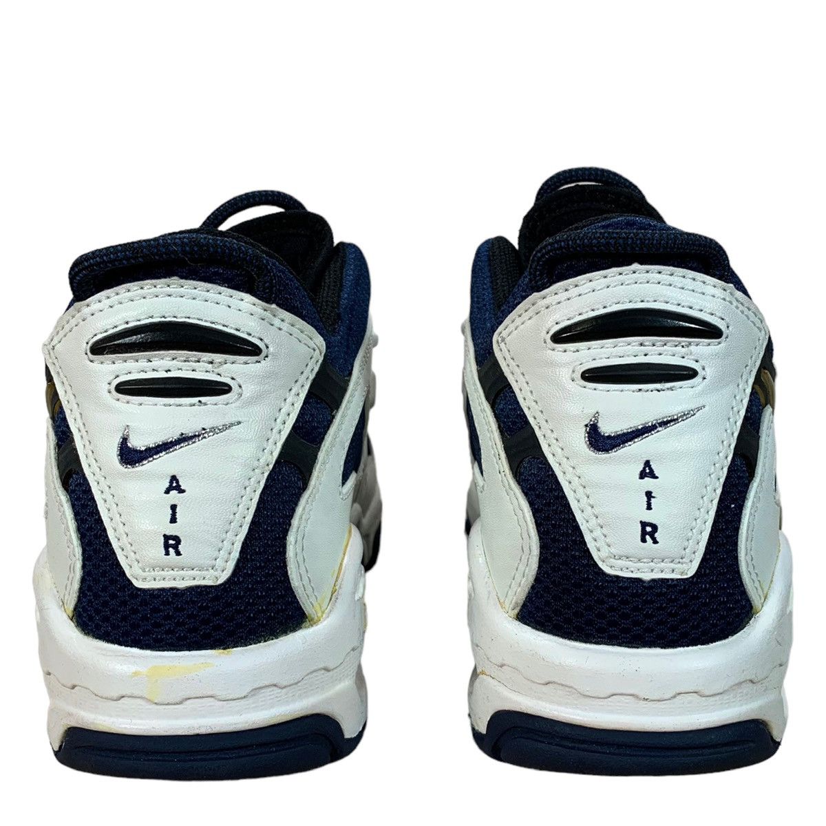 Nike Vintage Nike Air Dagger White Navy 1997 Sneaker Not Wearable Size US 7.5 / EU 40-41 - 8 Thumbnail
