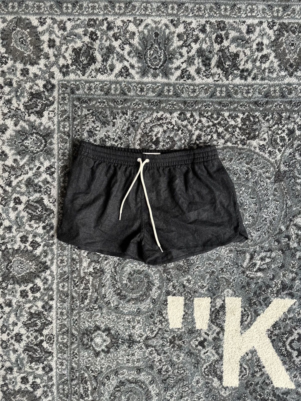 ショートパンツ CELINE | CELINE MINI SHORTS IN CHECKED PANAMA 2P64A137Y.10CA Celine mini shorts in checked panama | Grailed