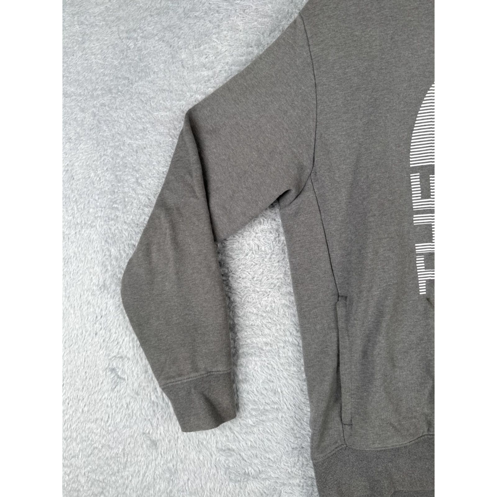 The North Face VINTAGE The North Face Hoodie Mens L Gray Pullover Cotton Blend Logo Pocket Men Size US L / EU 52-54 / 3 - 3 Thumbnail
