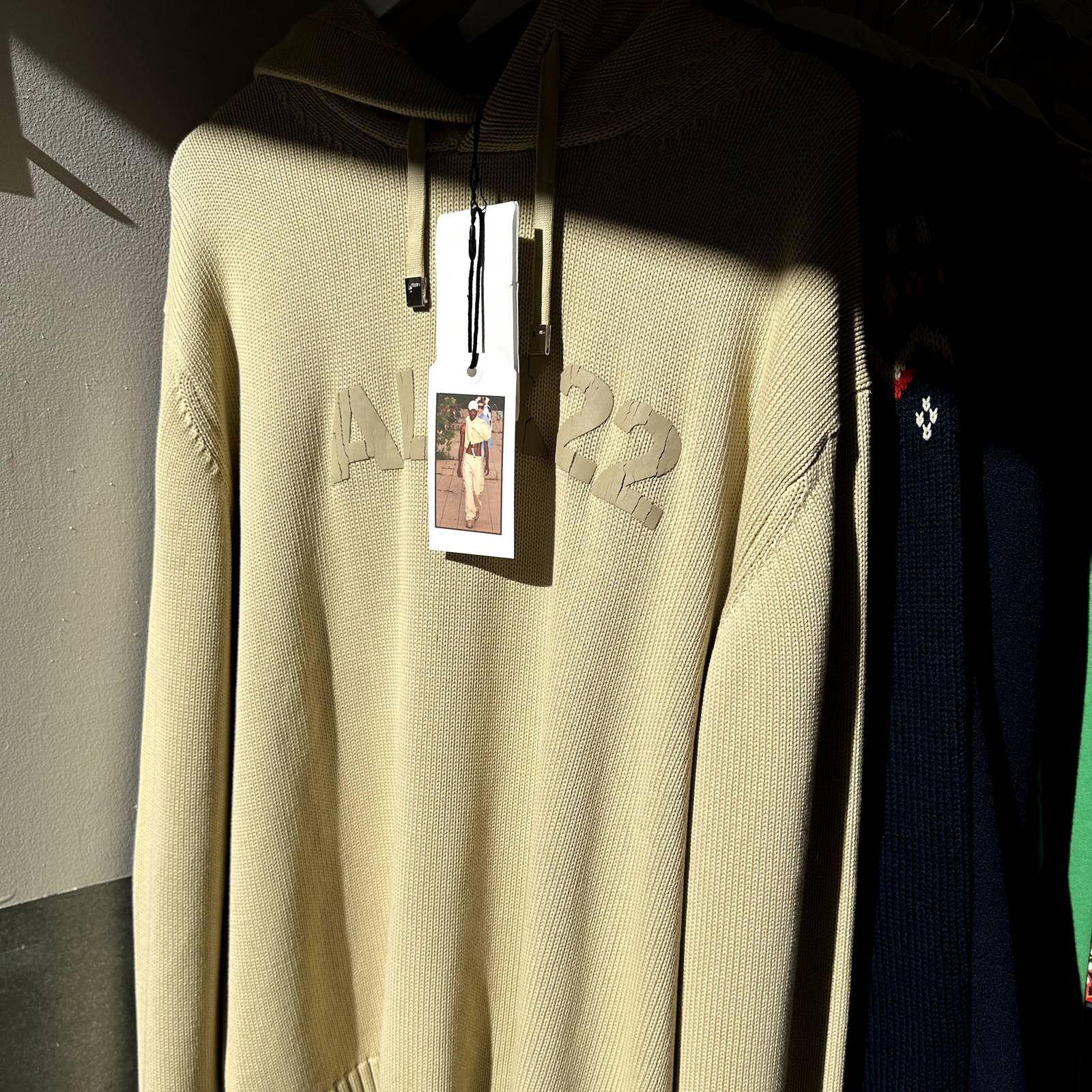Alyx 1017 ALYX 9SM Ribbed Tonal Beige Logo Hoodie Size US L / EU 52-54 / 3 - 1 Thumbnail